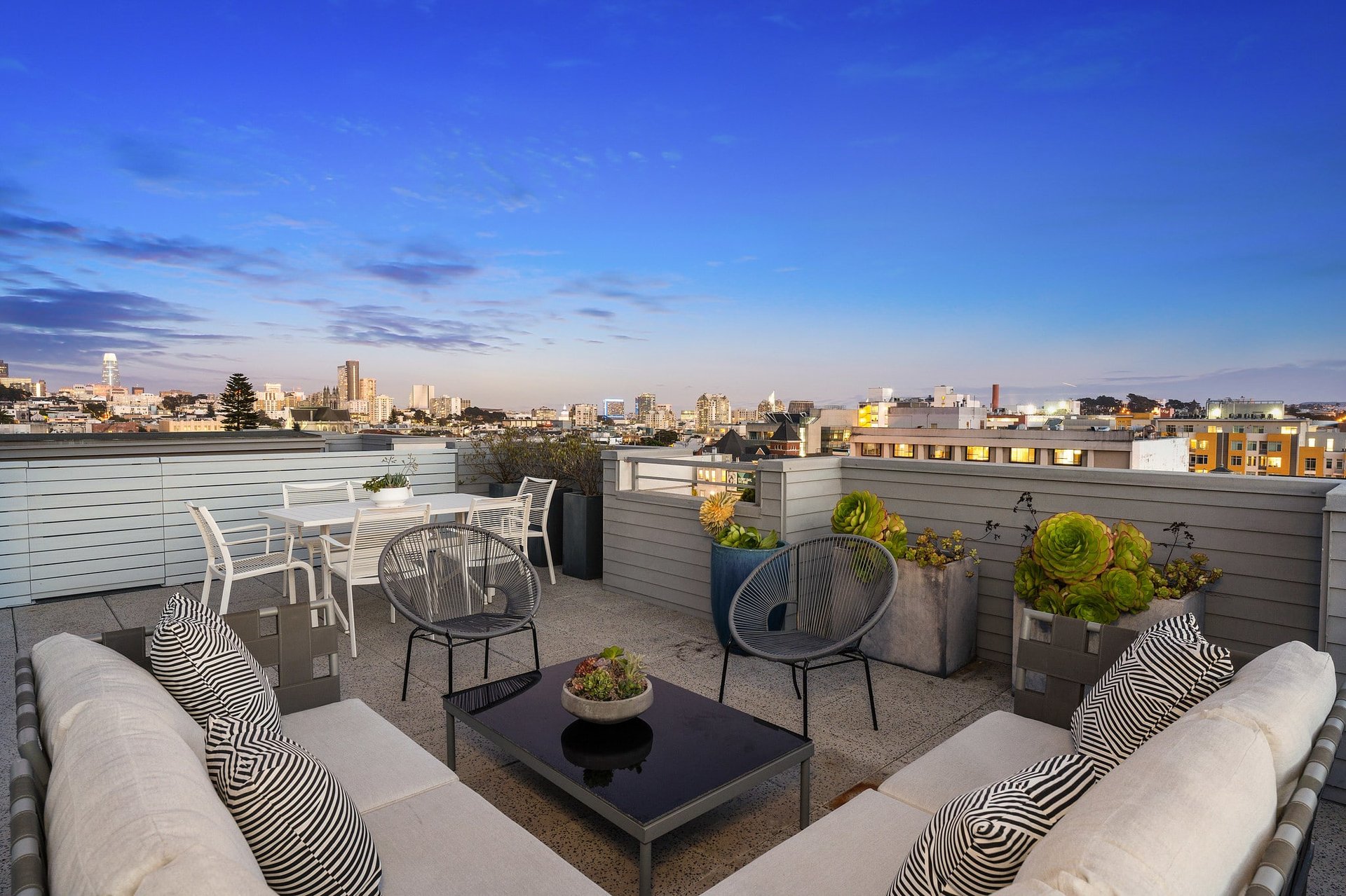 2829 California Street #8C
