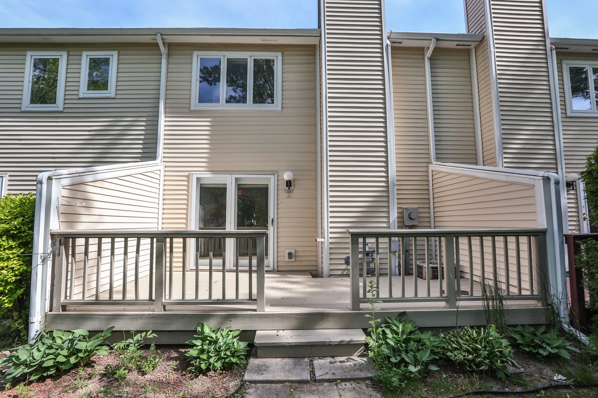 40 Southwick Ct.