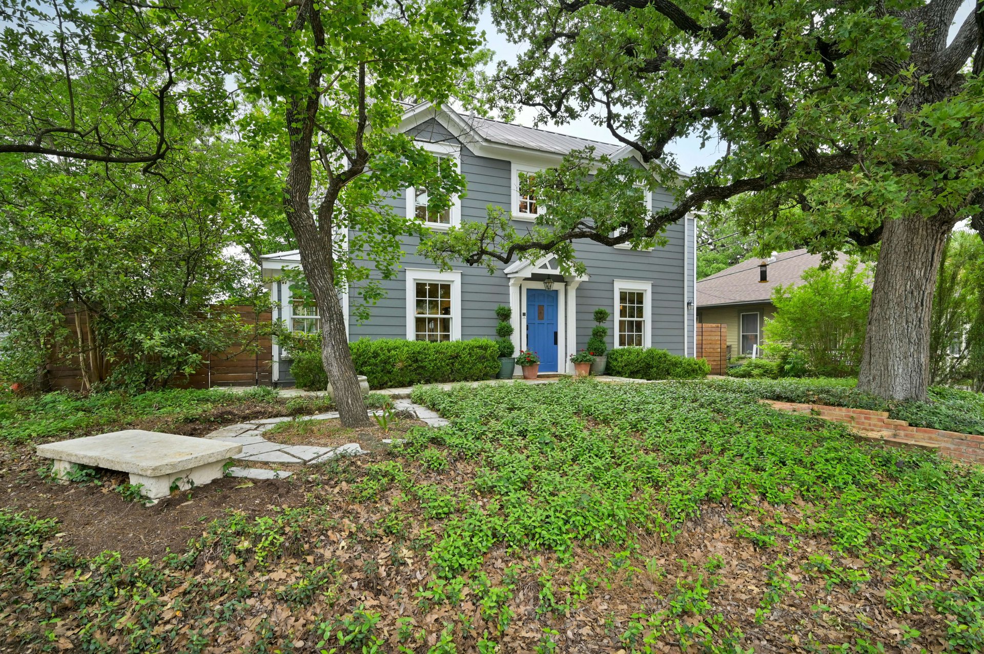 1409 W 9th Street 
