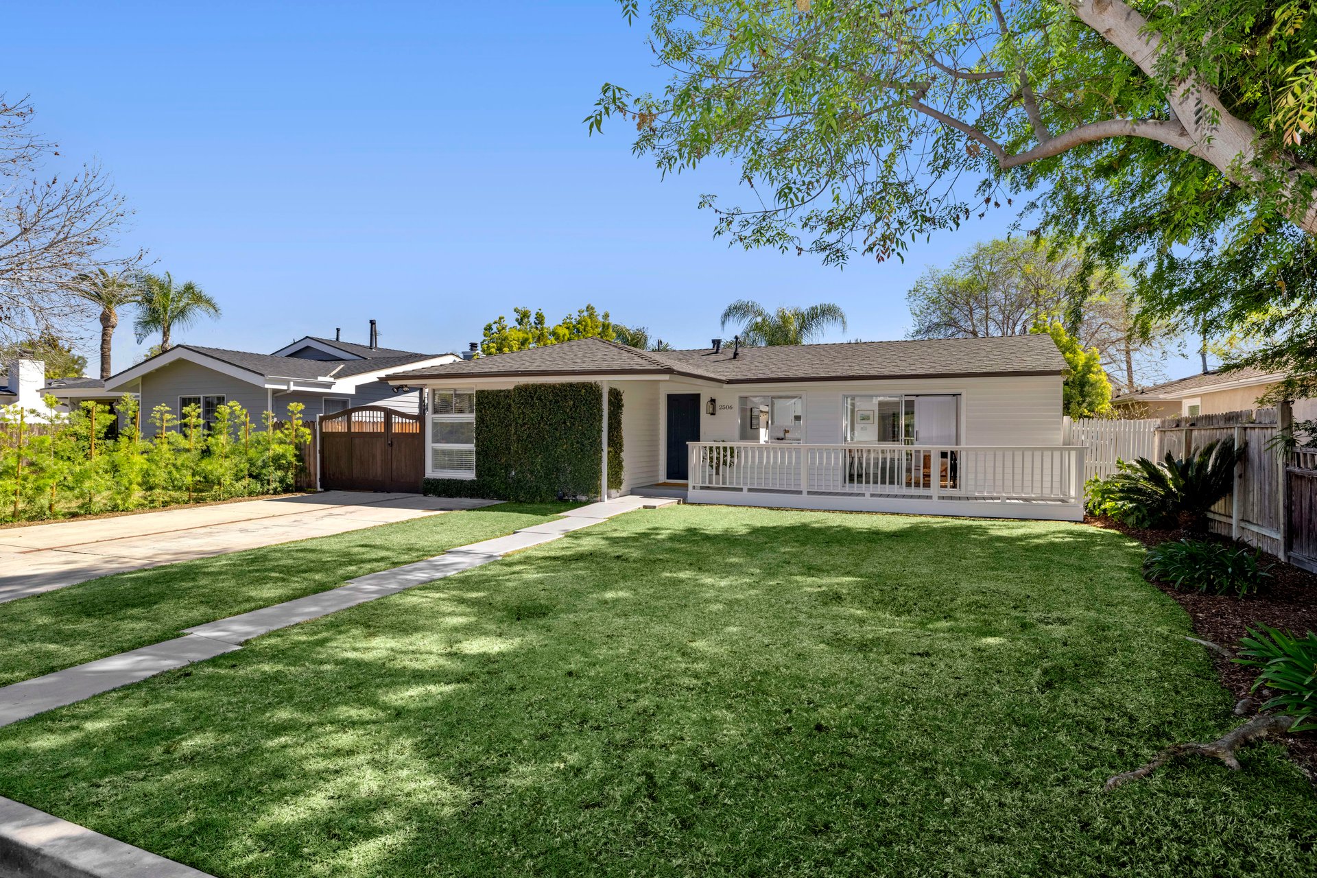 2506 Westminster