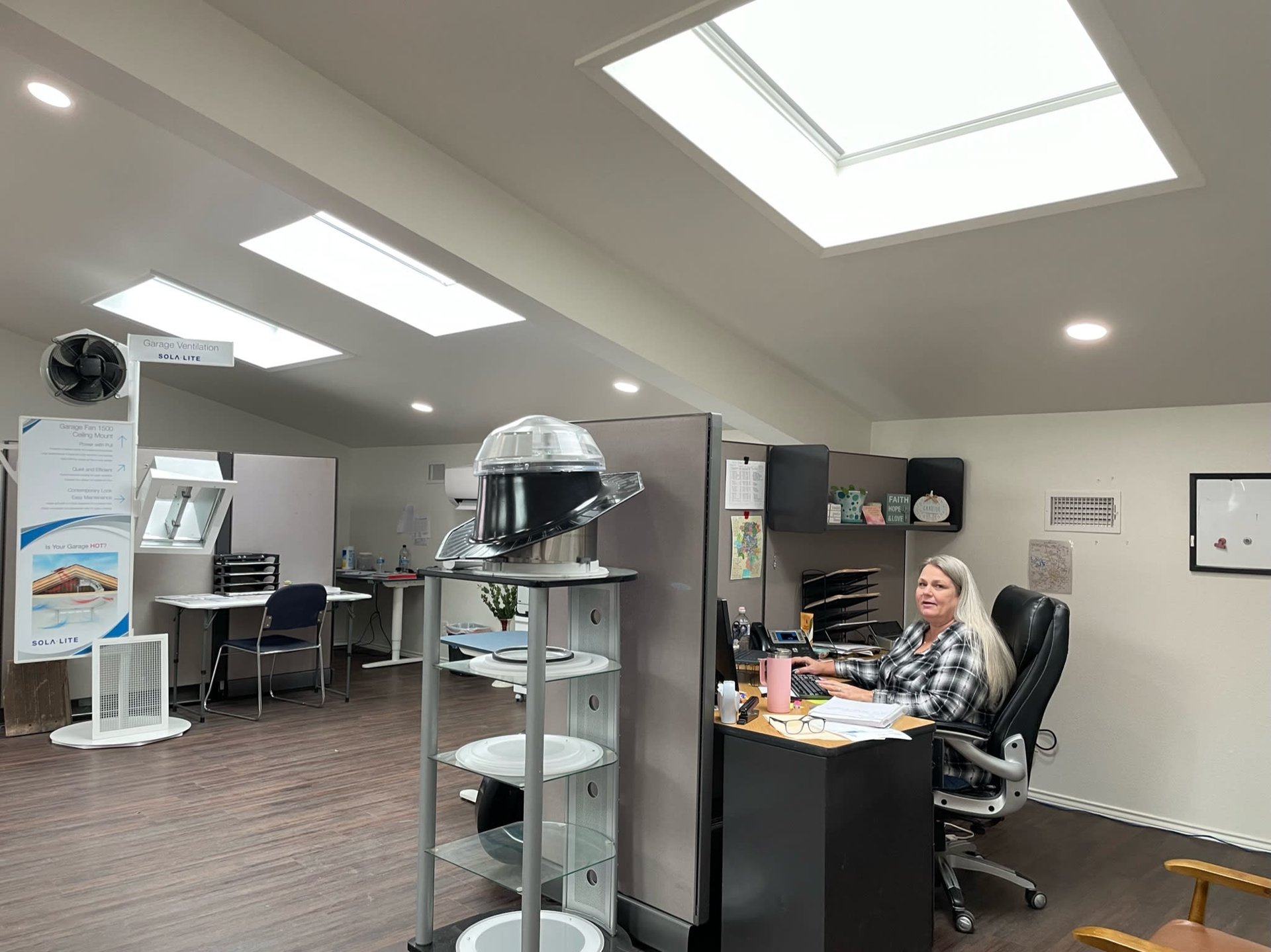 2118 Mannix Flex Building | SELLER REPRESENTATION