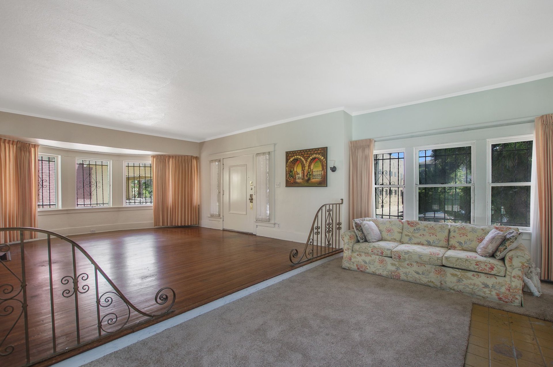 Large and Prime Mid-City LARD1.5 Development Lot.