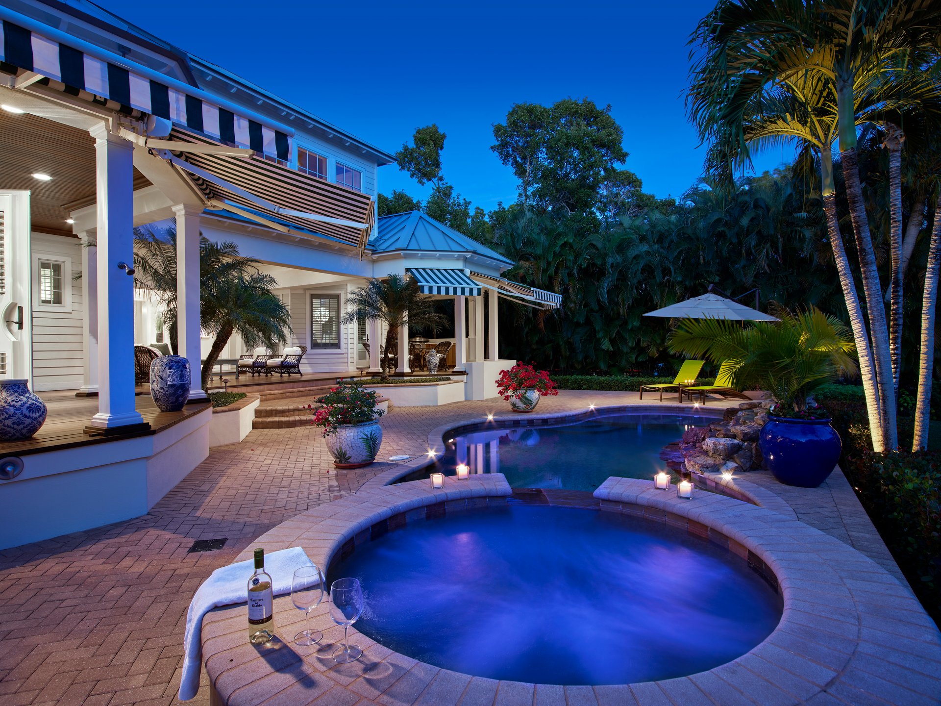 AQUALANE SHORES