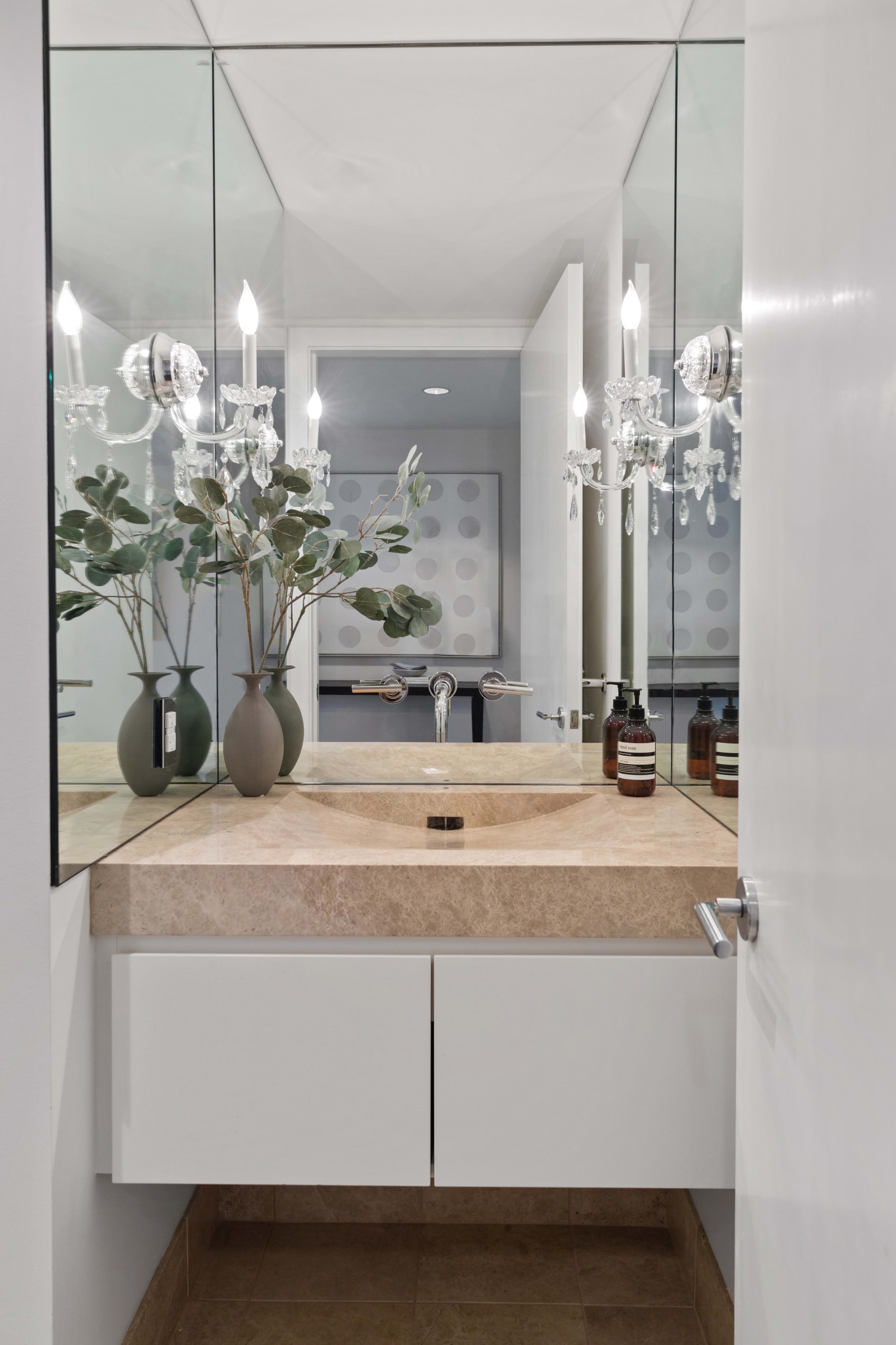 St Regis Residence 32C