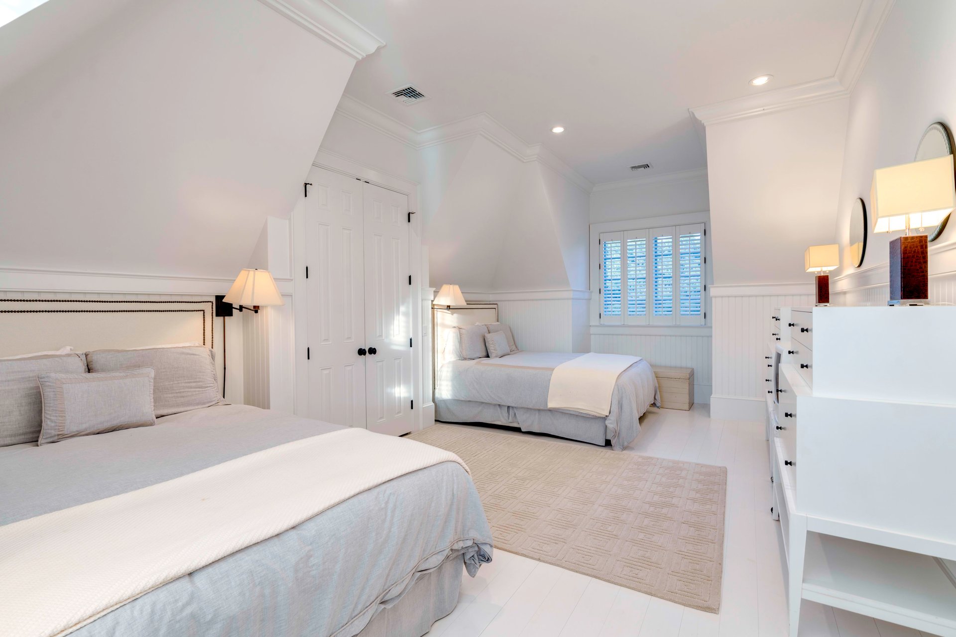 Furnished Designer Luxury Cottage in a Historic Waterfront Neighborhood