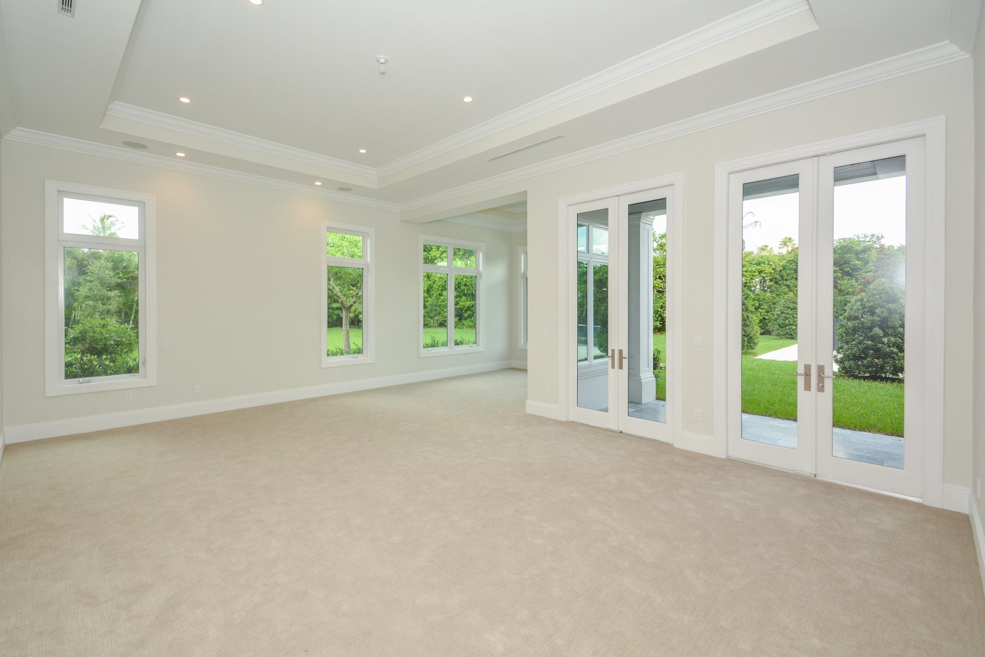 8422 Lookout Cir