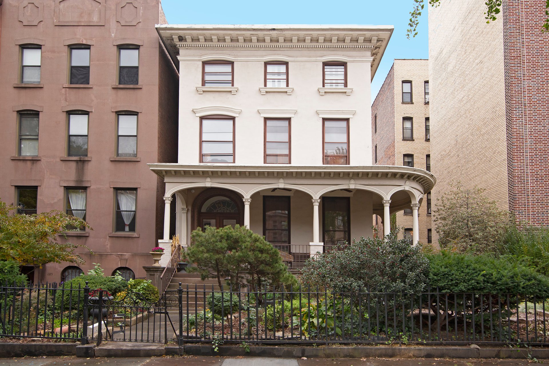 289 Washington Ave, #1