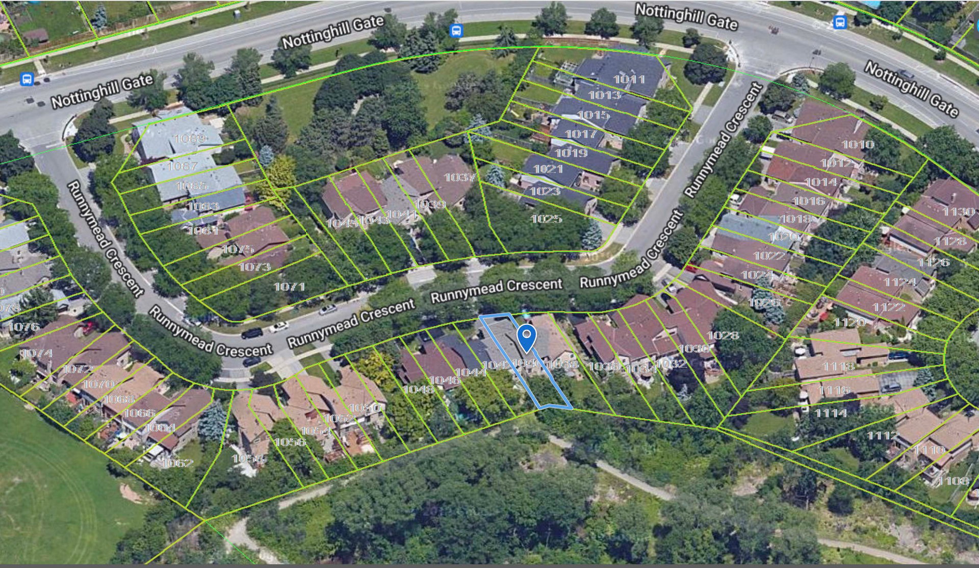 Glen Abbey townhome on lush ravine