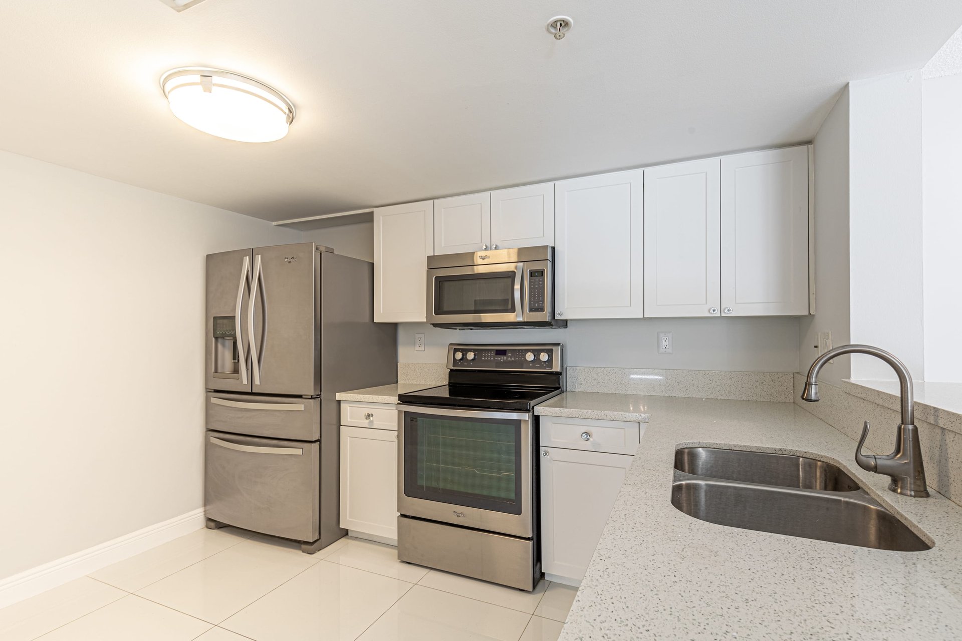 520 SE 5th Ave Unit: 2302