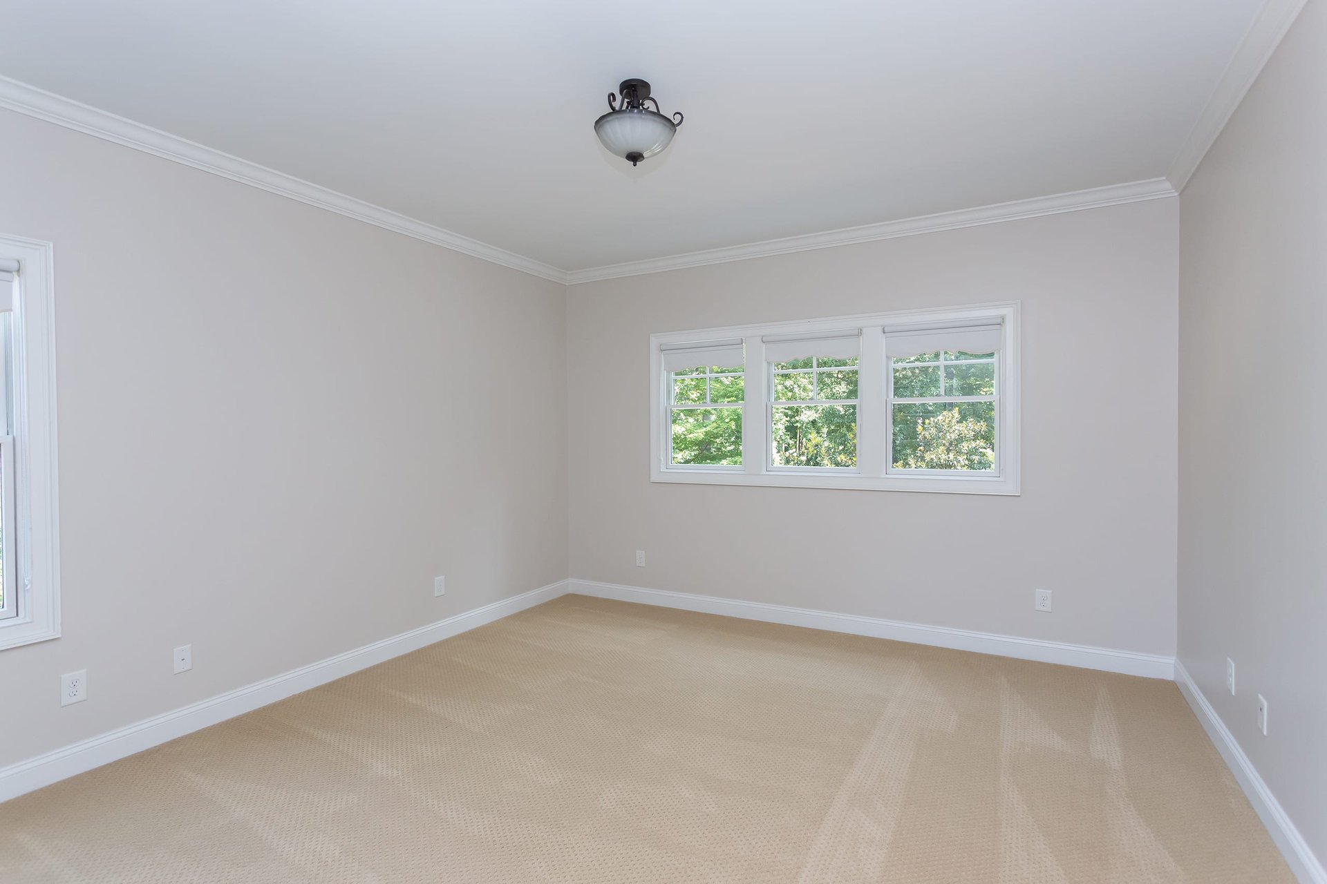 102 Founders Rdg Dr