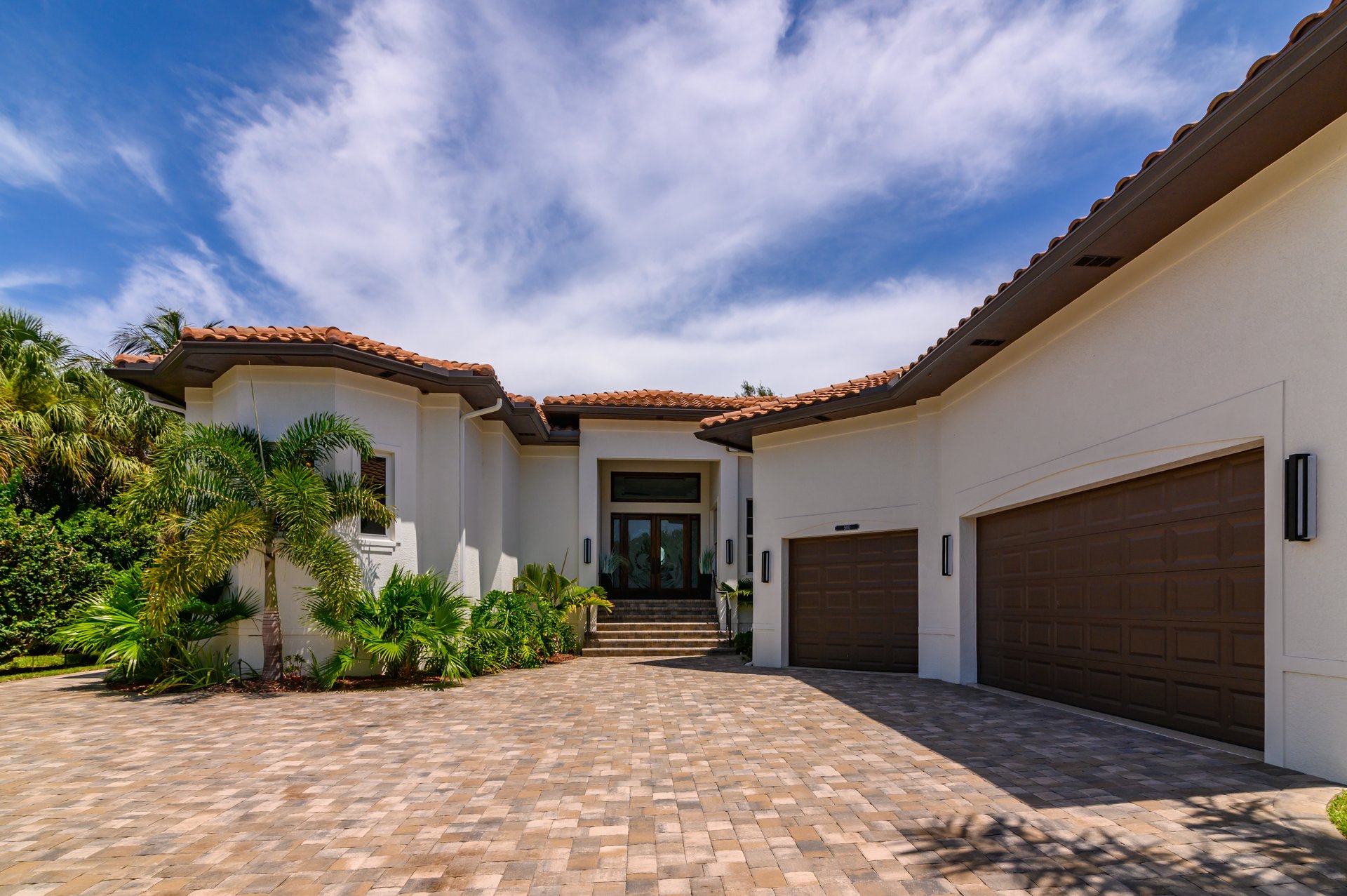 500 Ketch Lane, Country Club Shores, Longboat Key