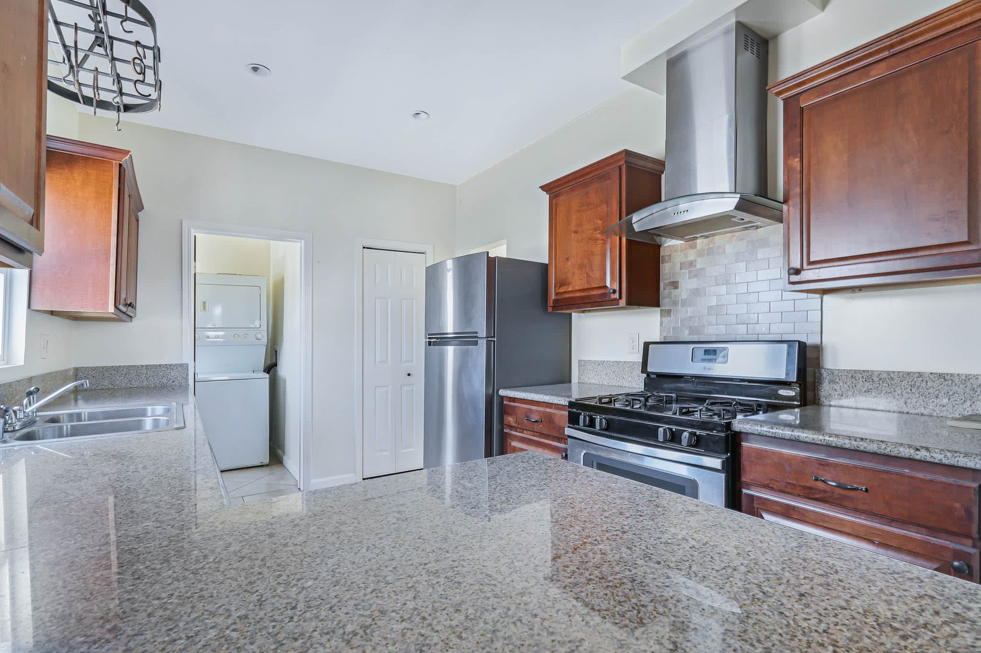 Excellent Opportunity. 5-Units at Strong Current 5.6% Cap in Wilshire HIghlands