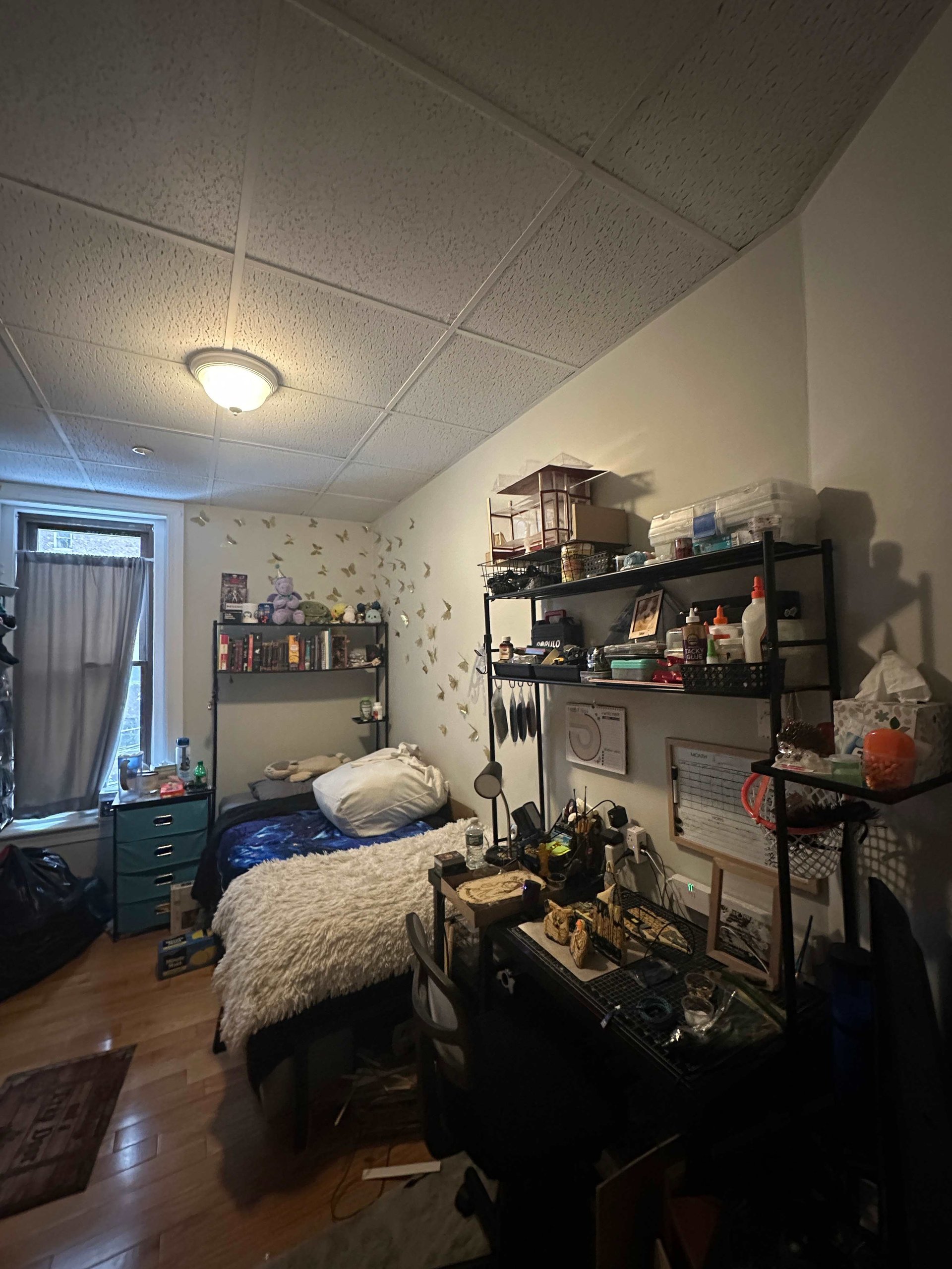 302 Newbury St # 4