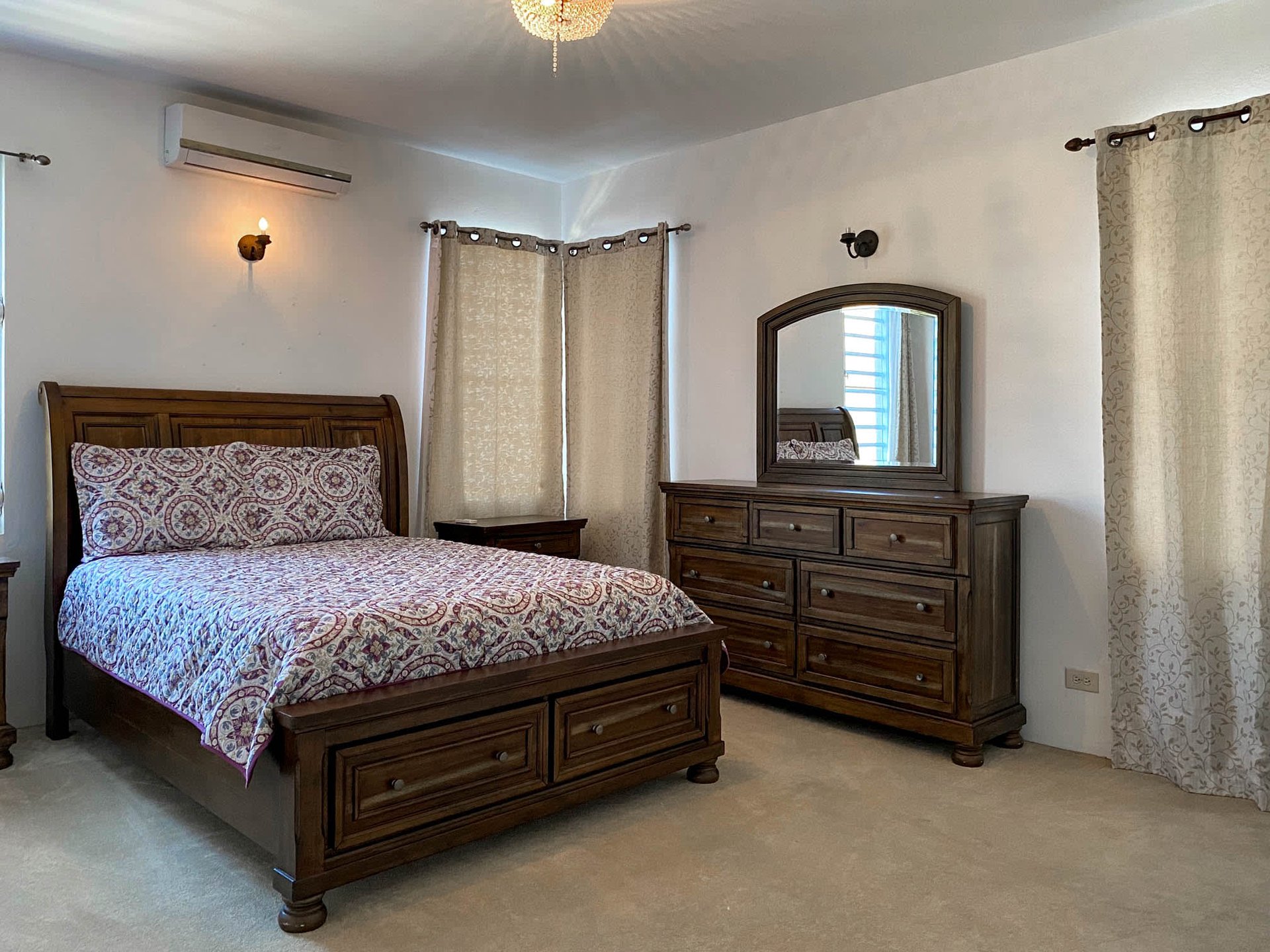 192 Penthouse Three Bedroom Apartment in Belle Vue