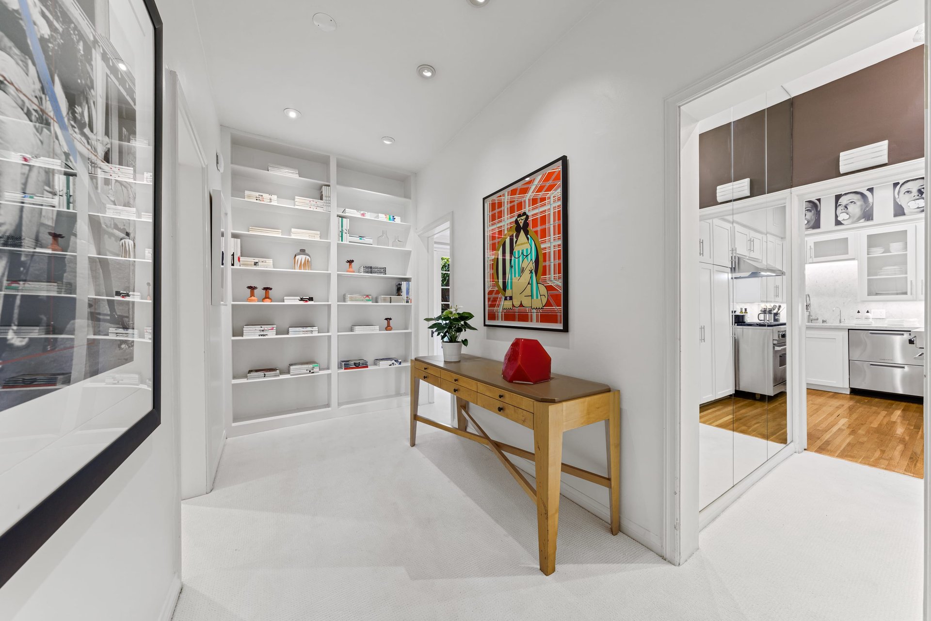 8720 Shoreham Dr #A, Sunset Strip
