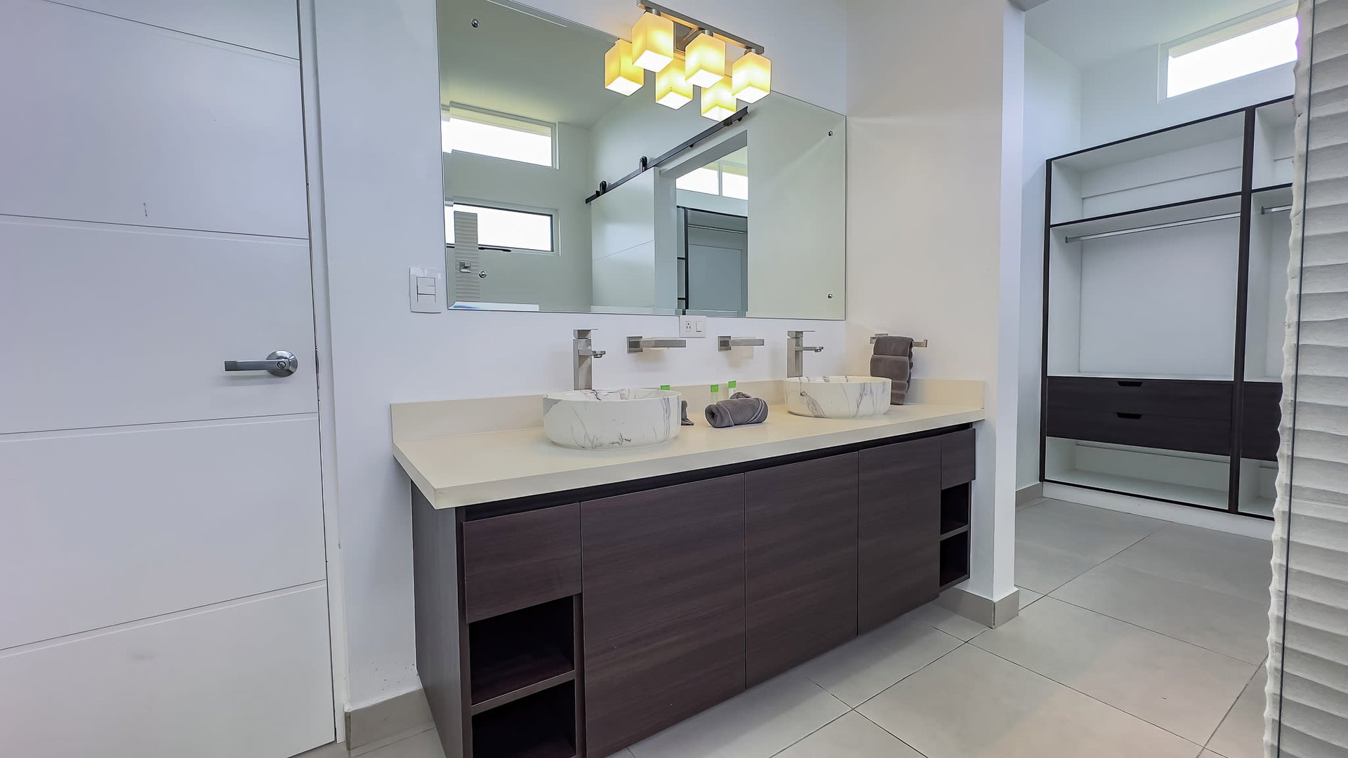 Uvita Paradise Brand New 3 Bedroom, 2.5 Bathroom Modern Home