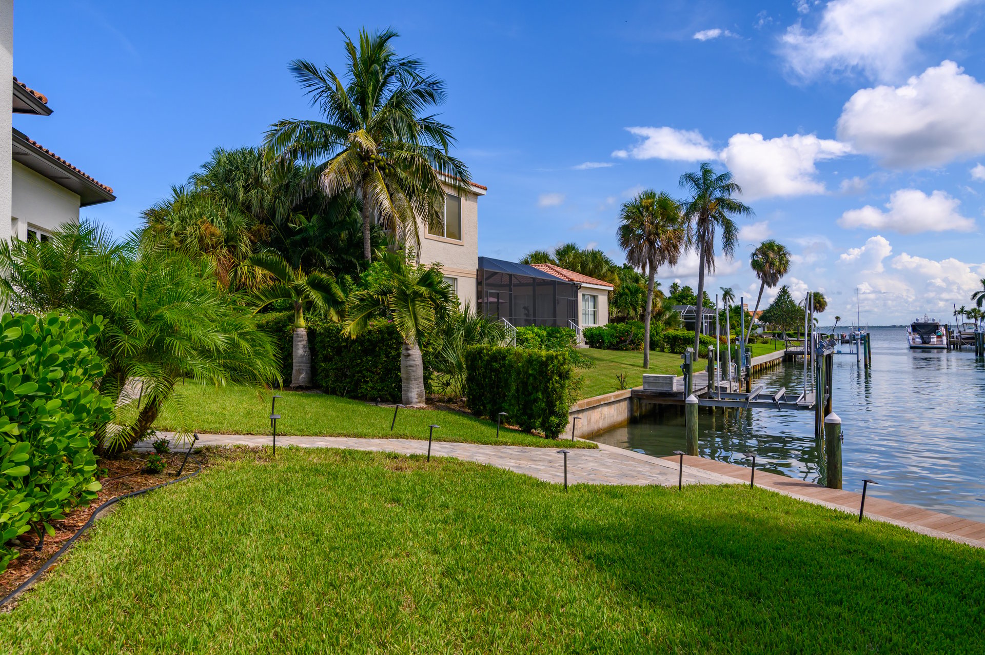 500 Ketch Lane, Country Club Shores, Longboat Key