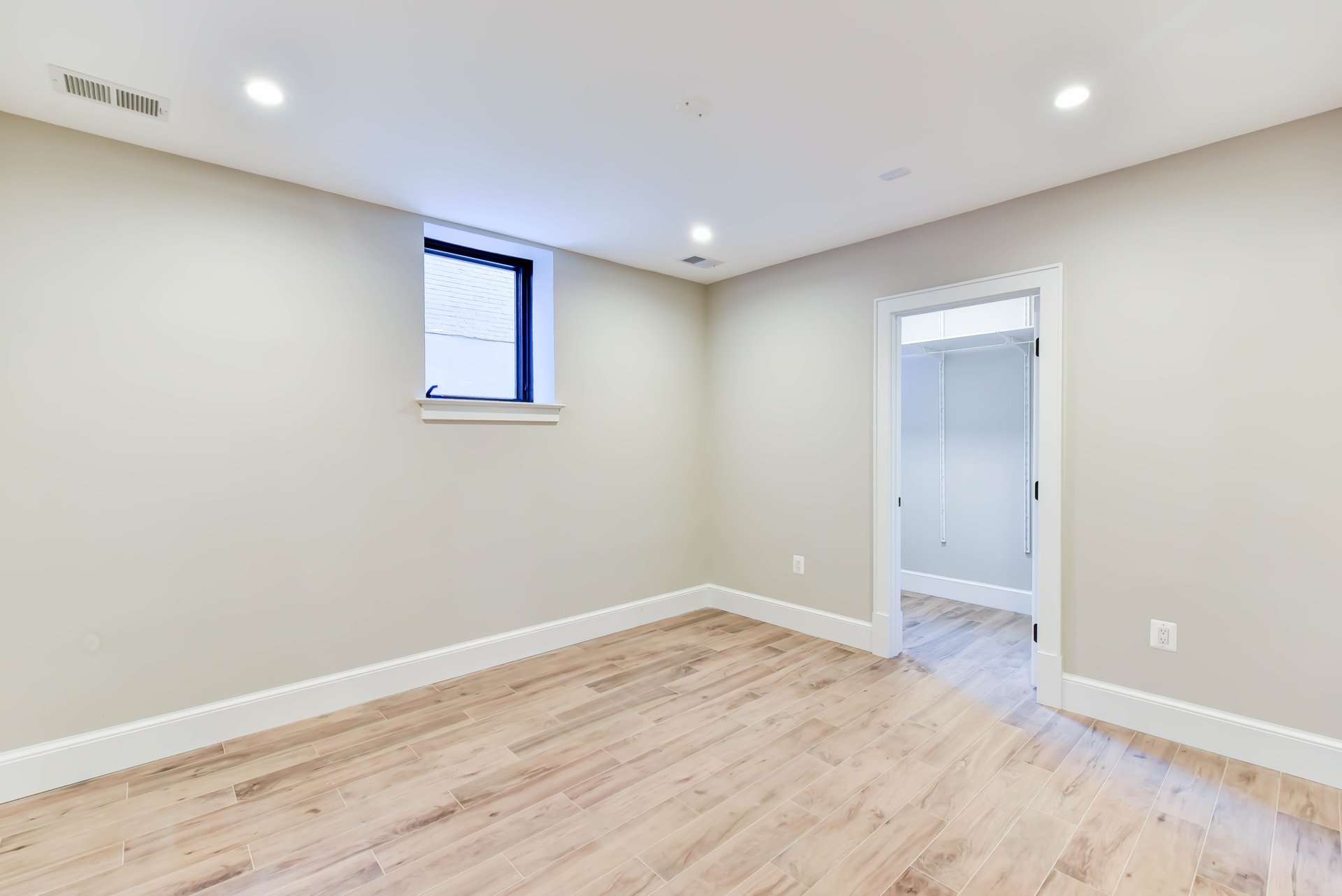 2139 N St NW, #1