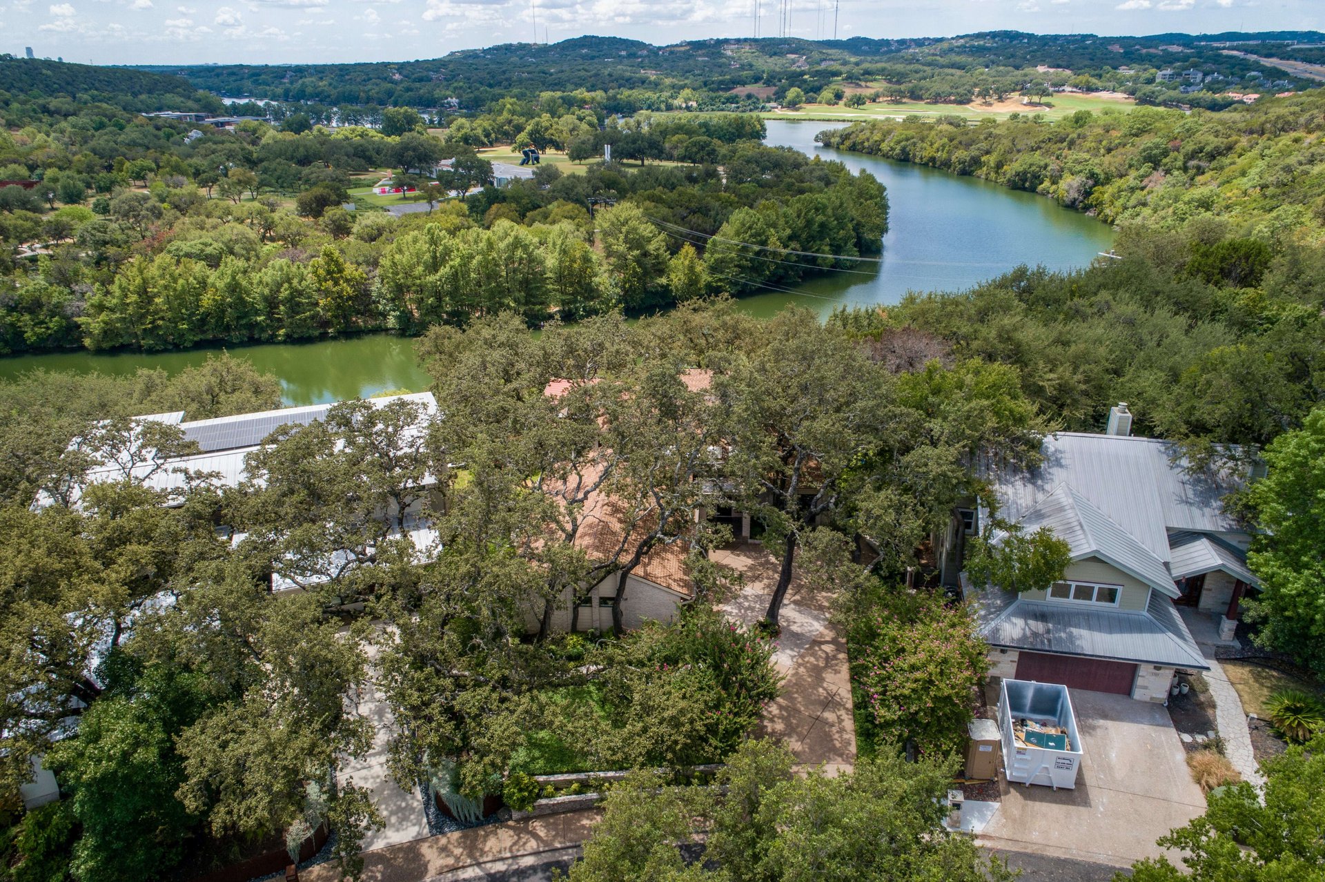 5711 Sam Houston Cir