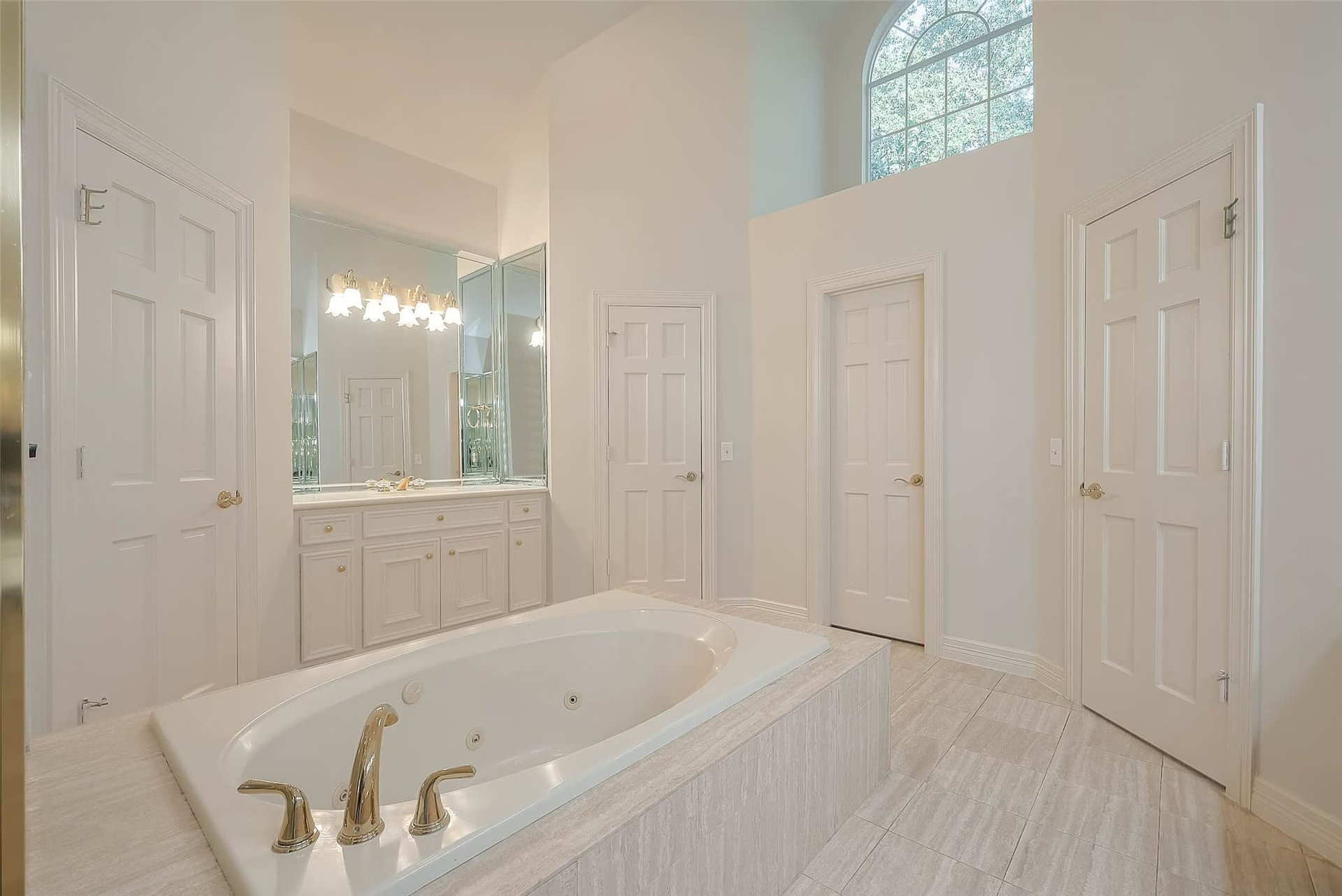6 Norvell Ct