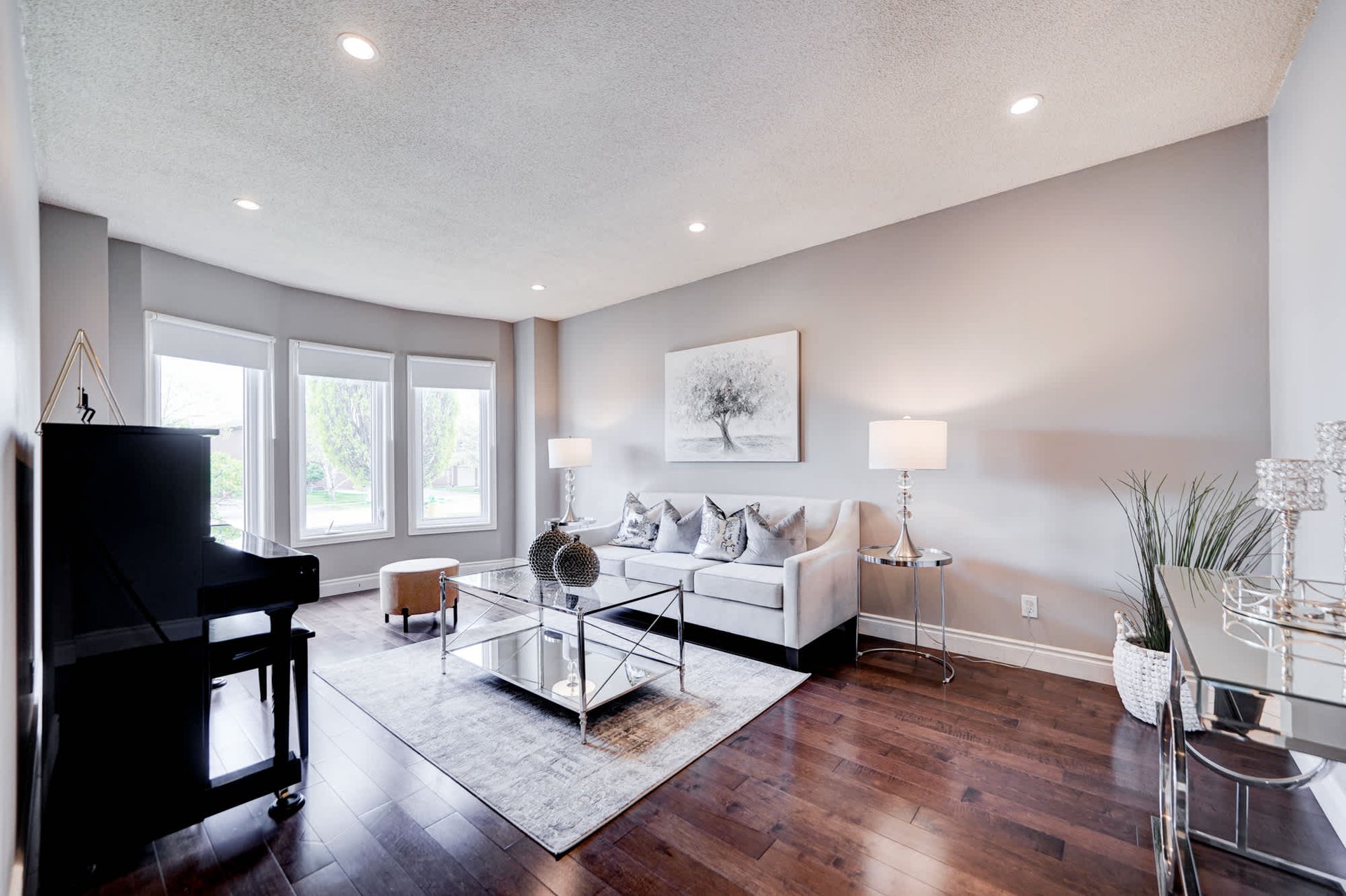 1534 Princeton Cres