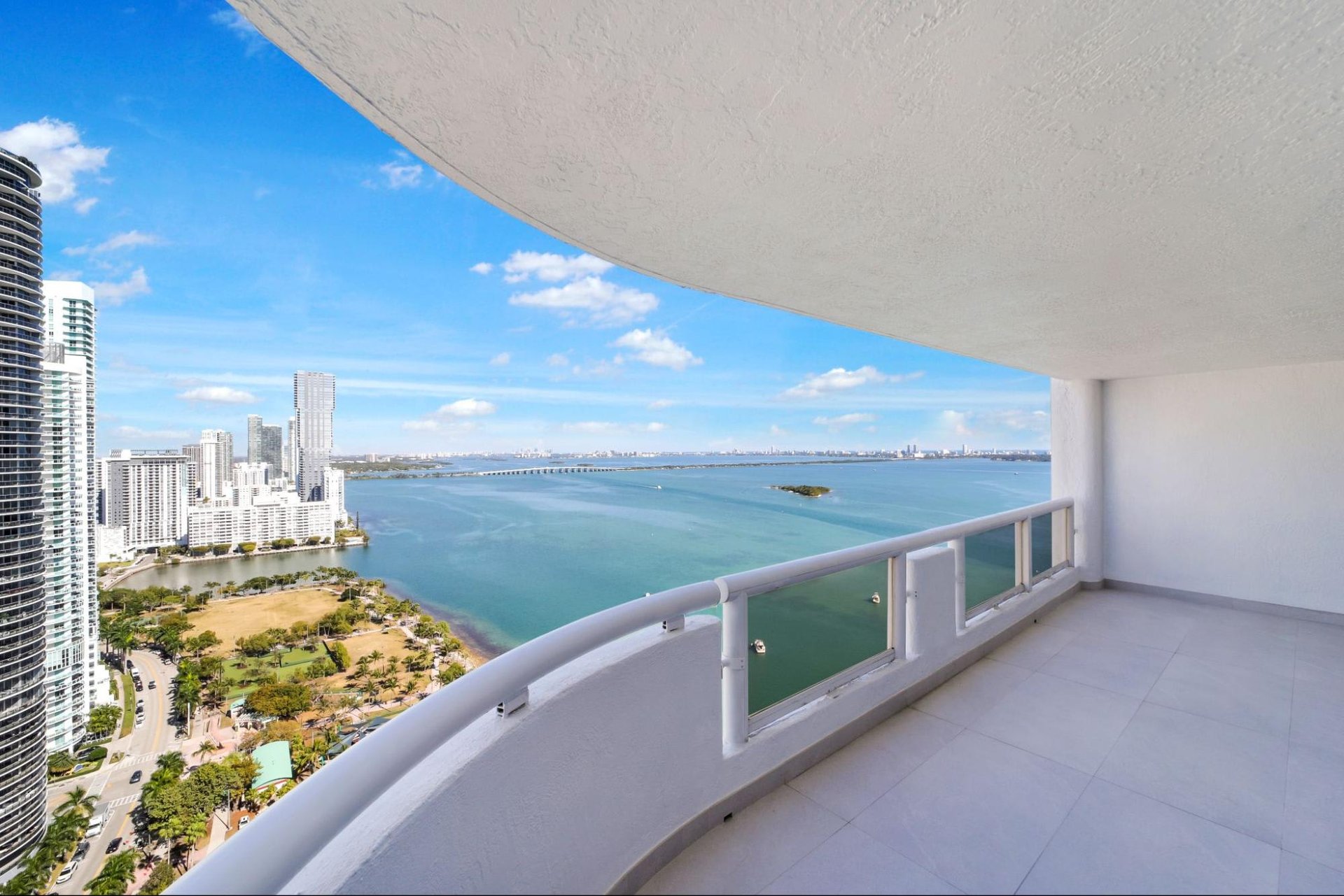 1717 N Bayshore Drive #3737