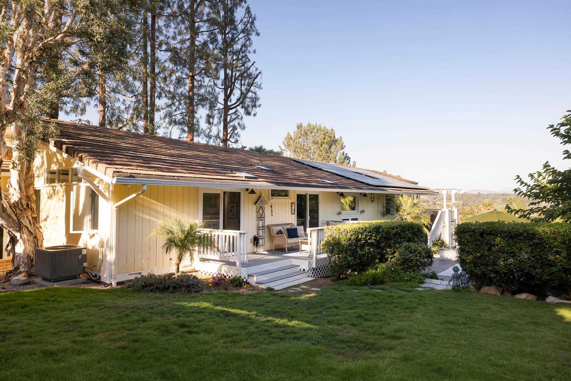 594 Rancho Santa Fe Road