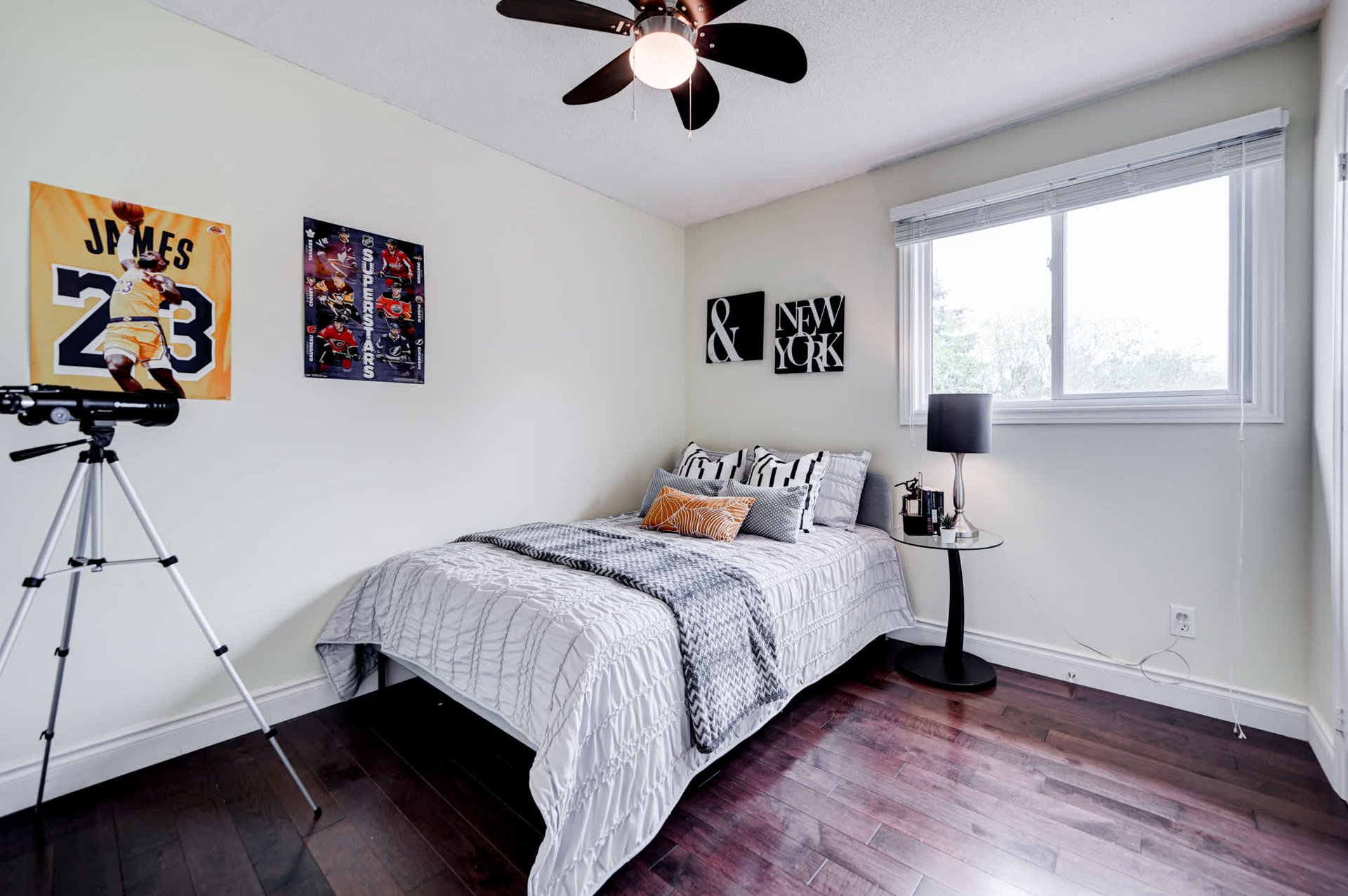 1534 Princeton Cres