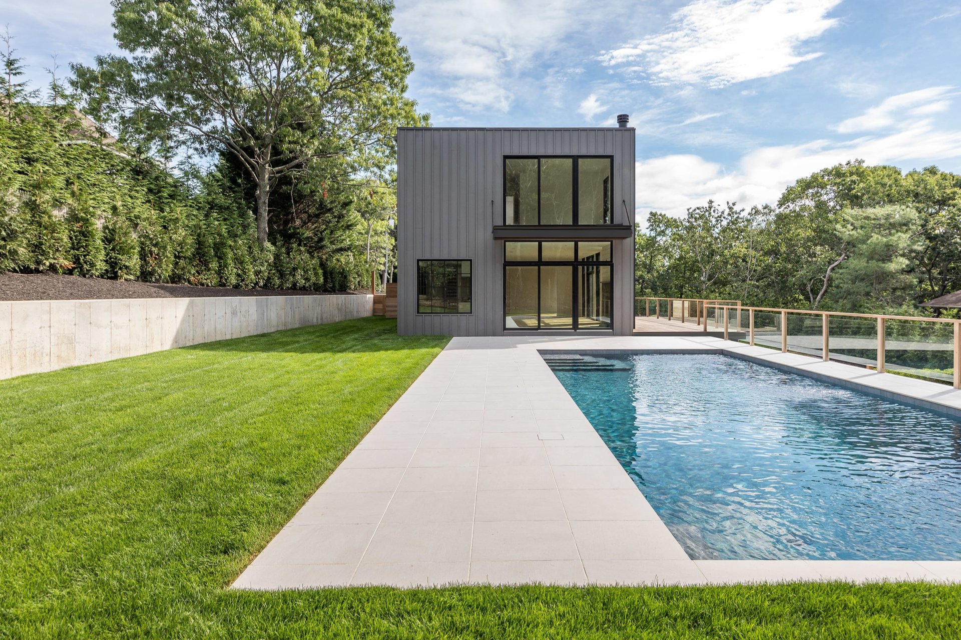 19 Peters Path