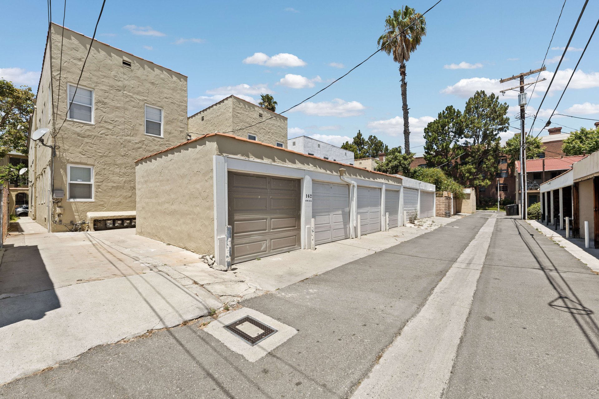 162 N Swall Dr, Beverly Hills