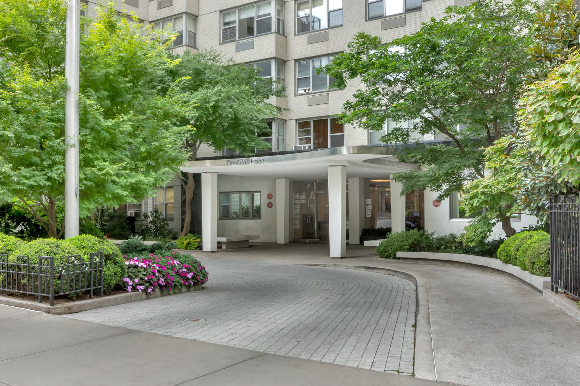 2 Fifth Avenue, #20N