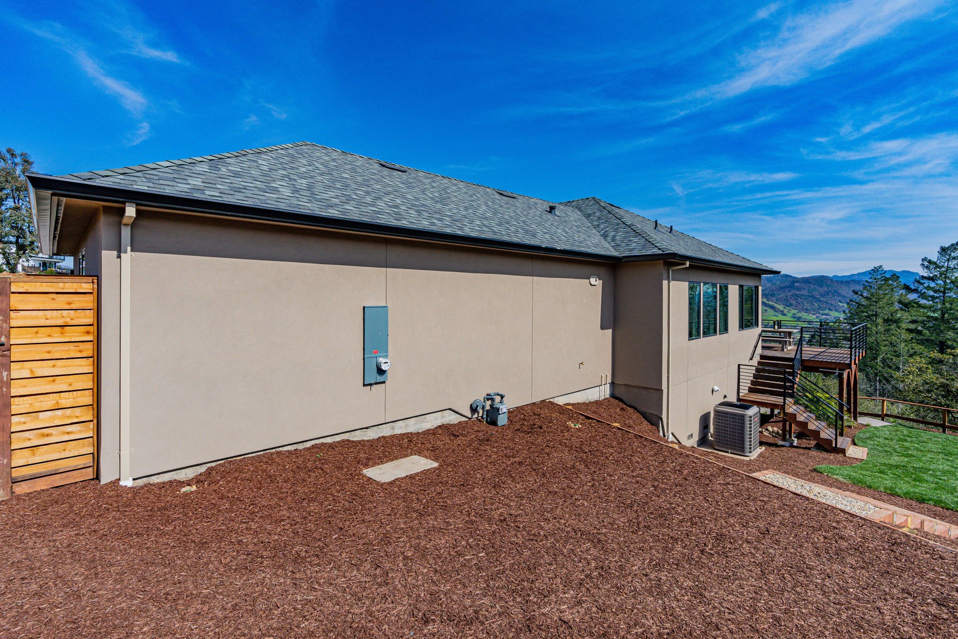 3911 Rincon Ridge Dr