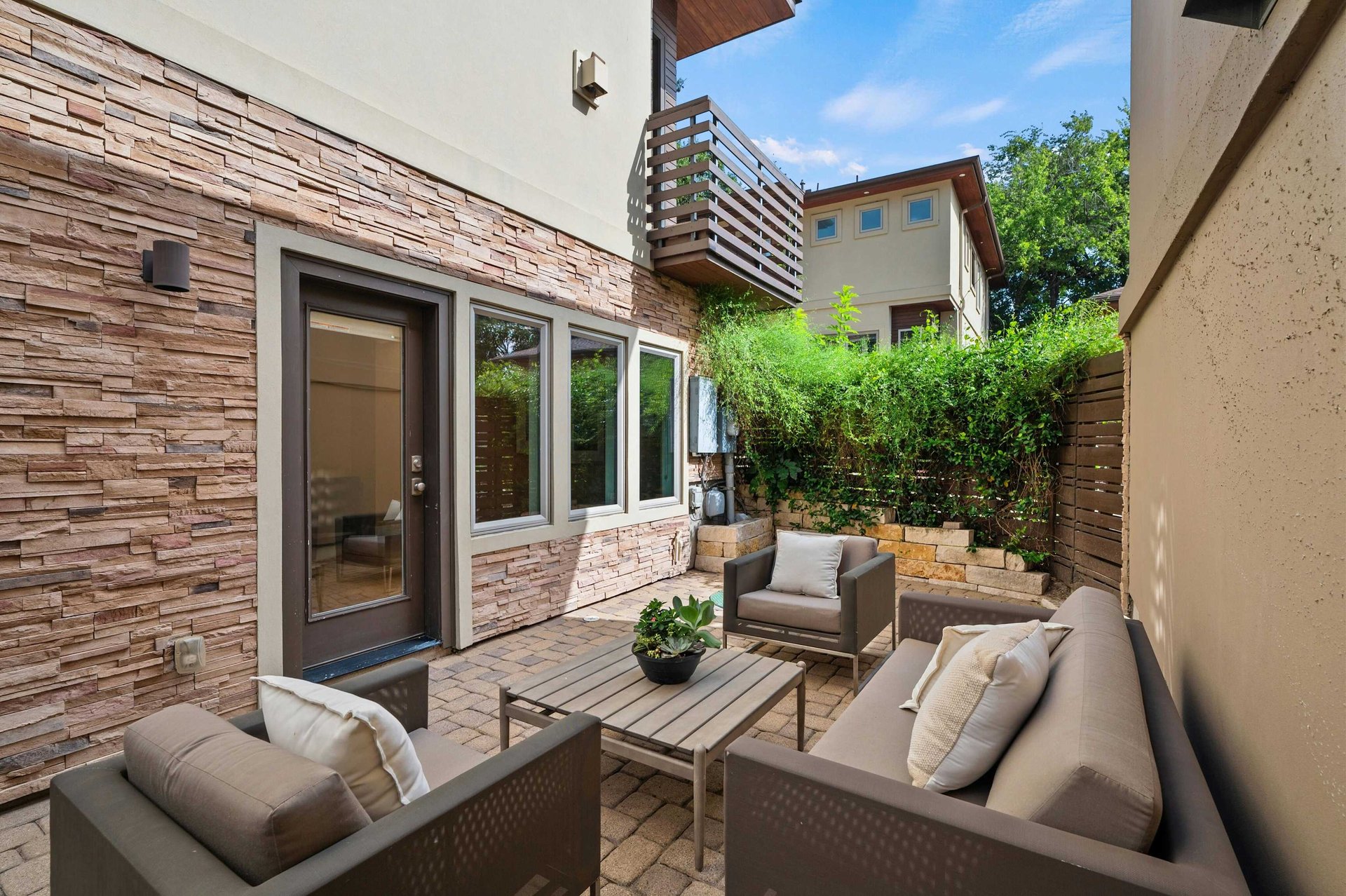 1227 Newning Avenue #1 