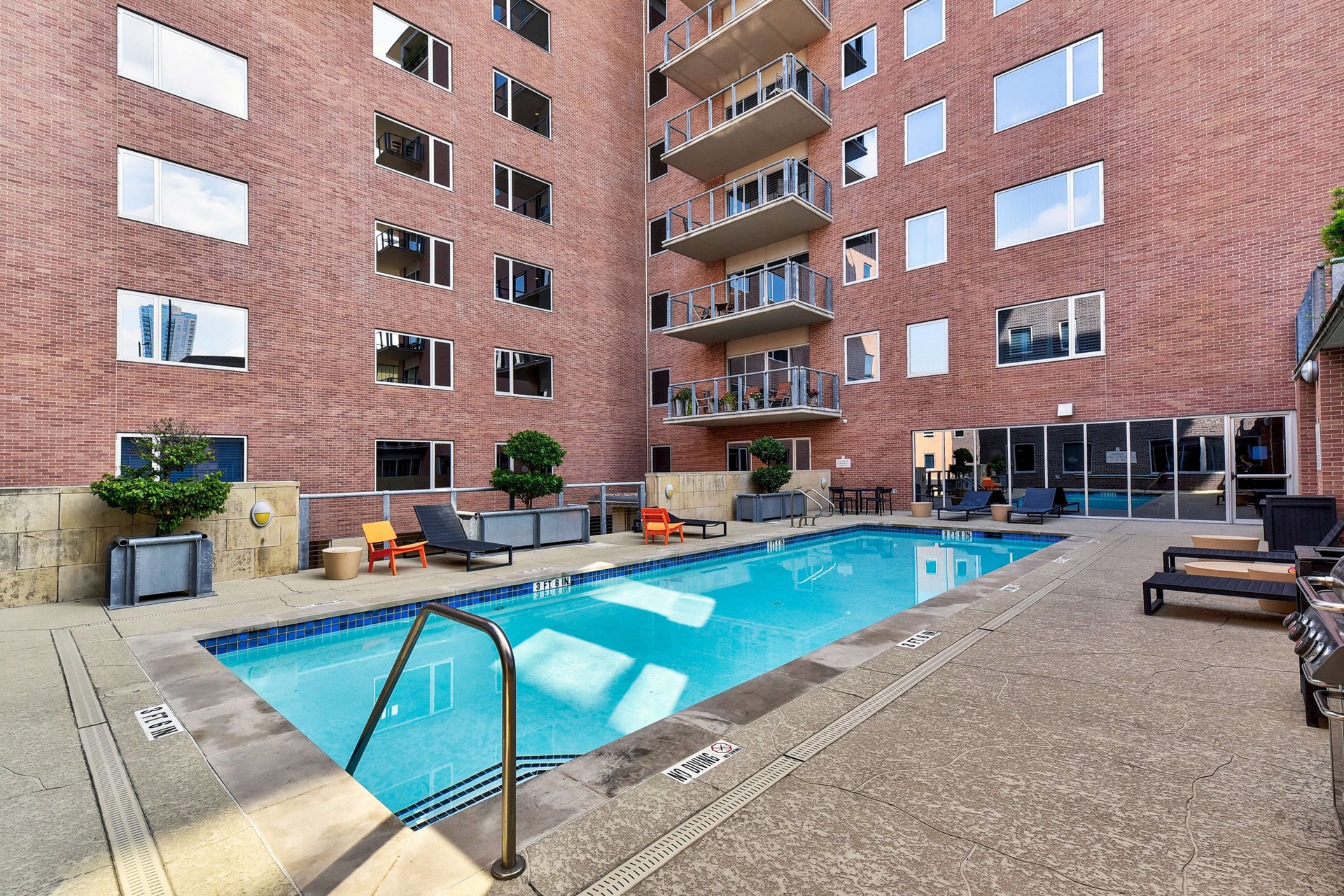 901 W 9th Street #1002