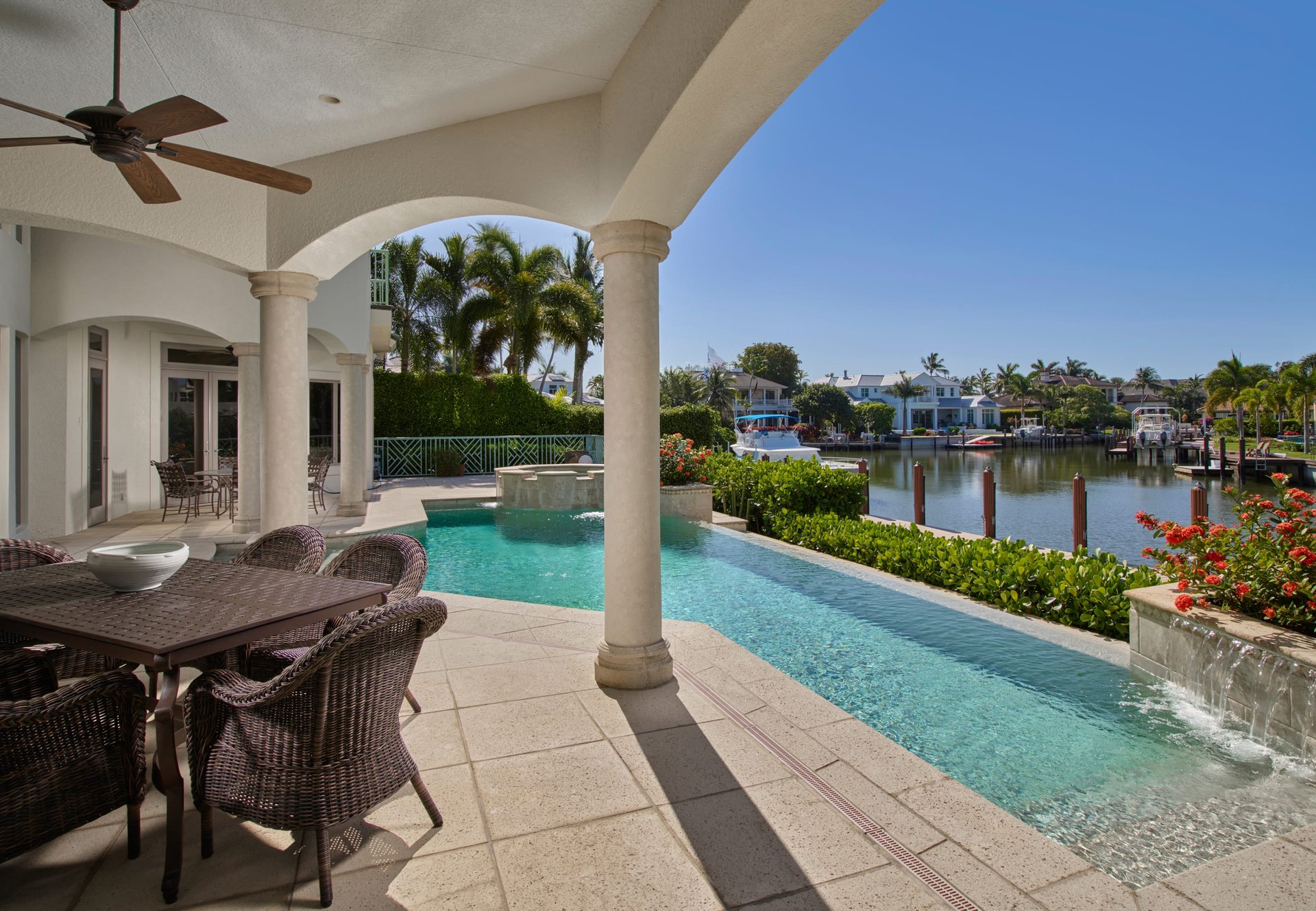 AQUALANE SHORES