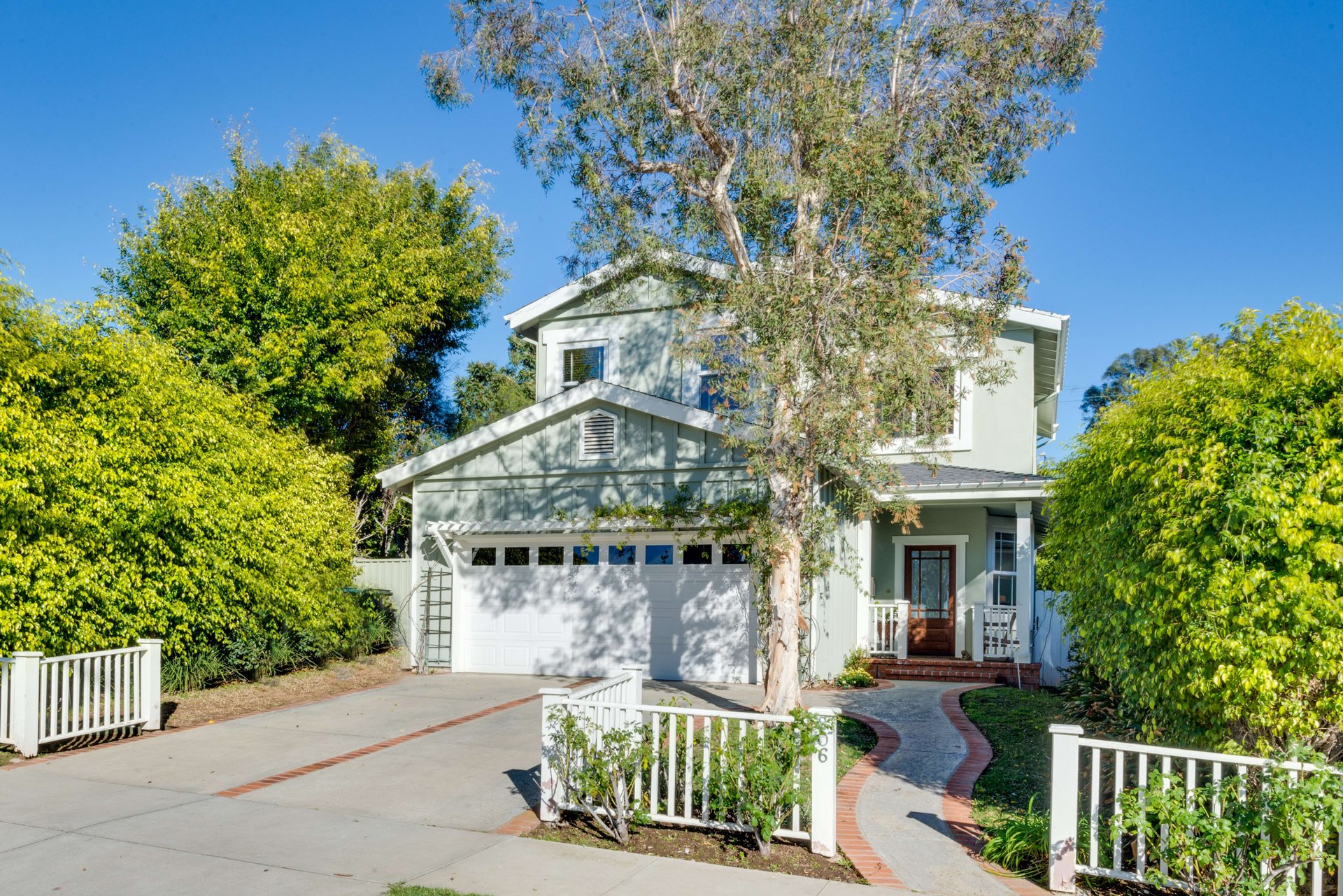 806 Hartzell St.