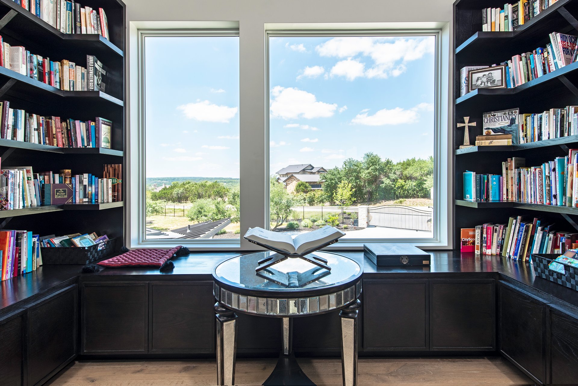 Private Address, Austin, TX 78738