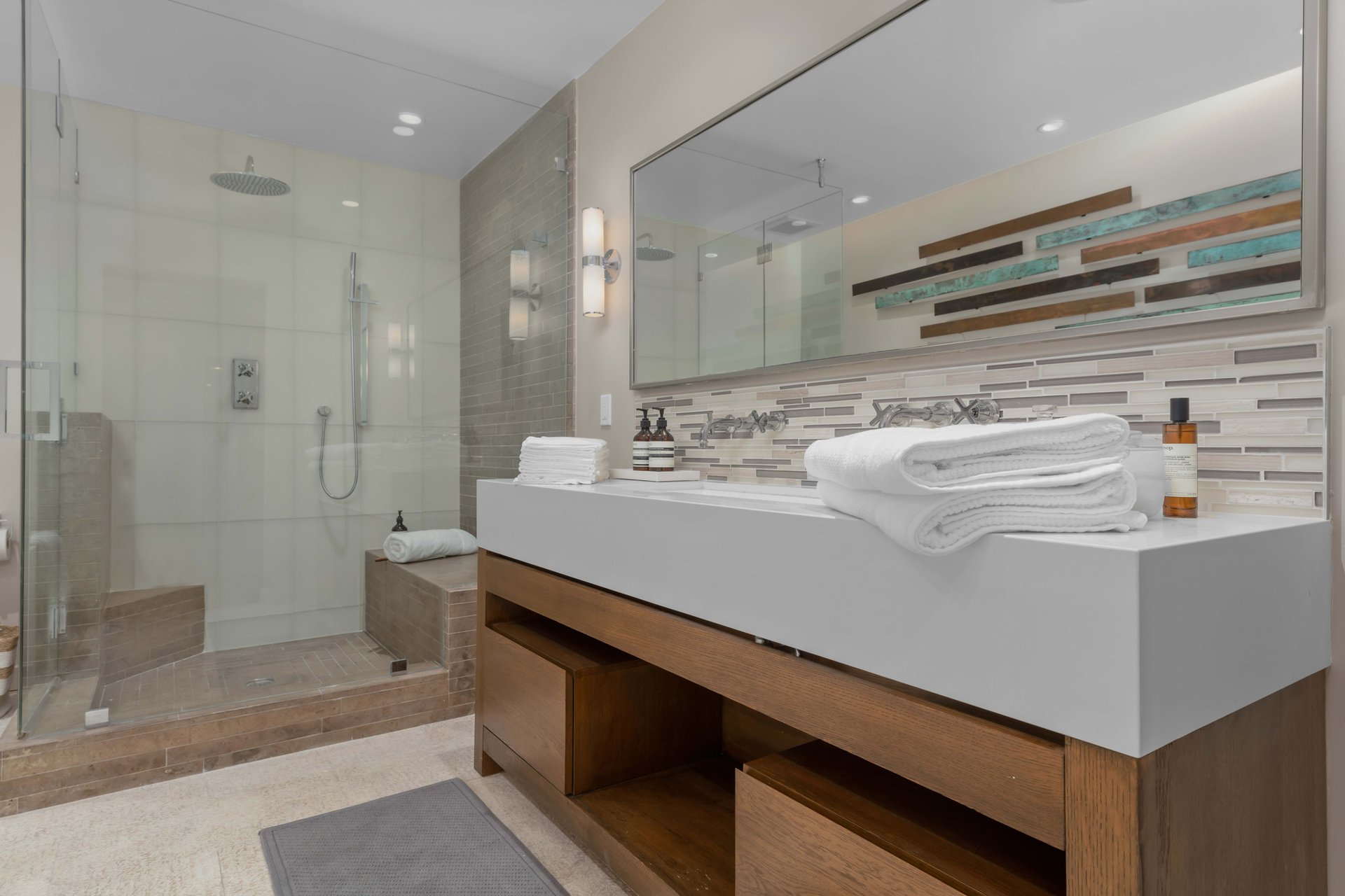 1 Eastwind Street #103, Marina Peninsula
