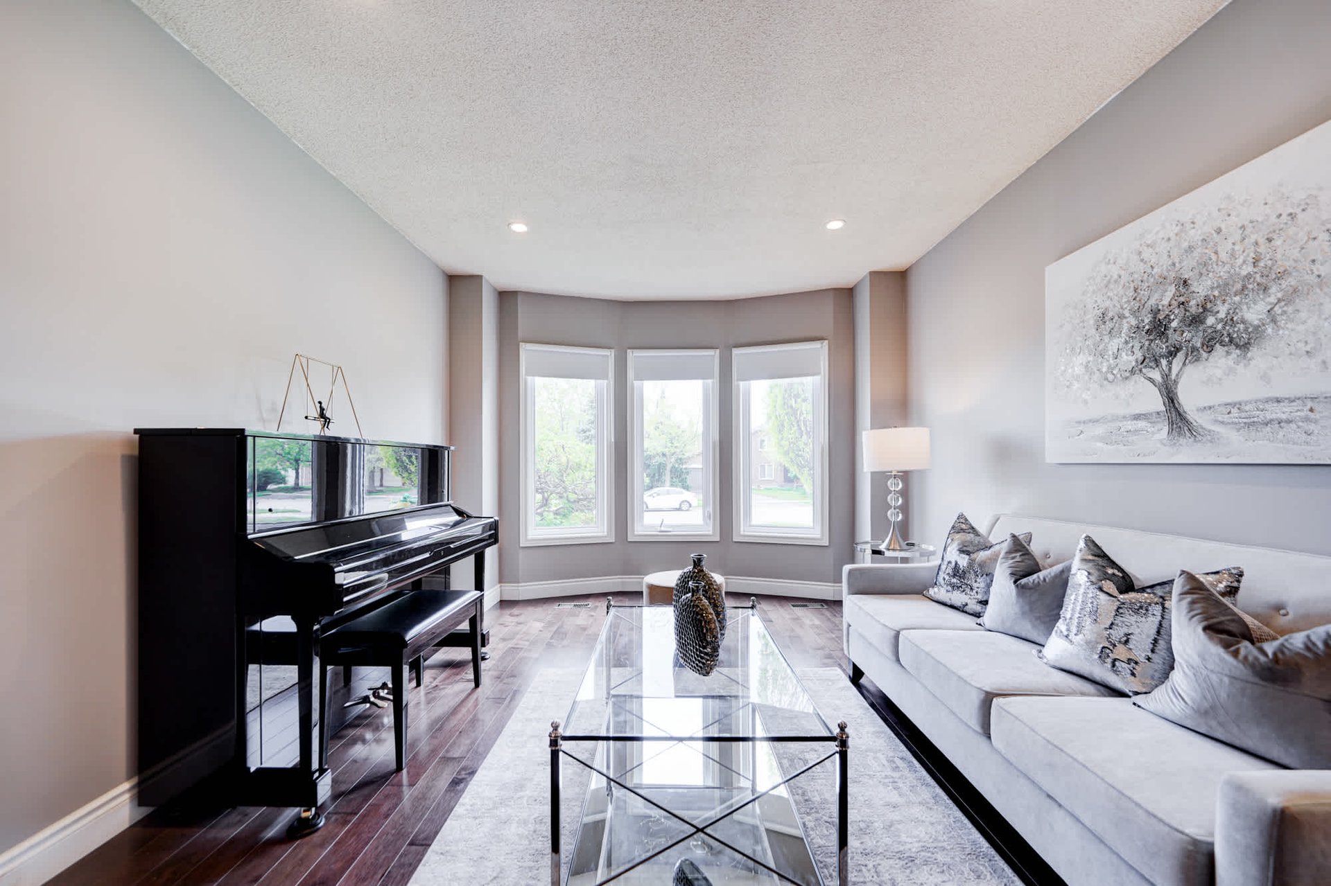 1534 Princeton Cres