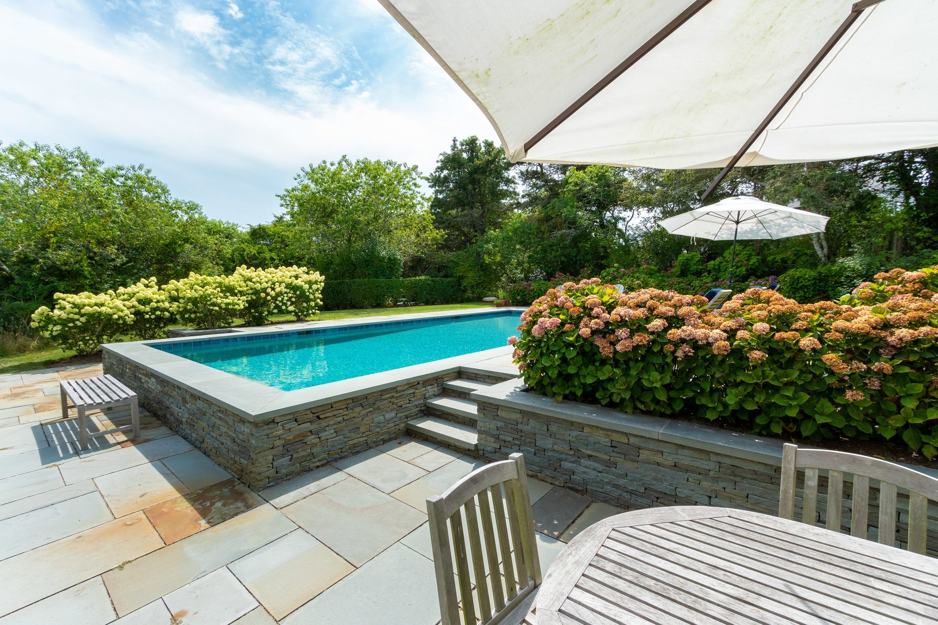 70 Vestal St