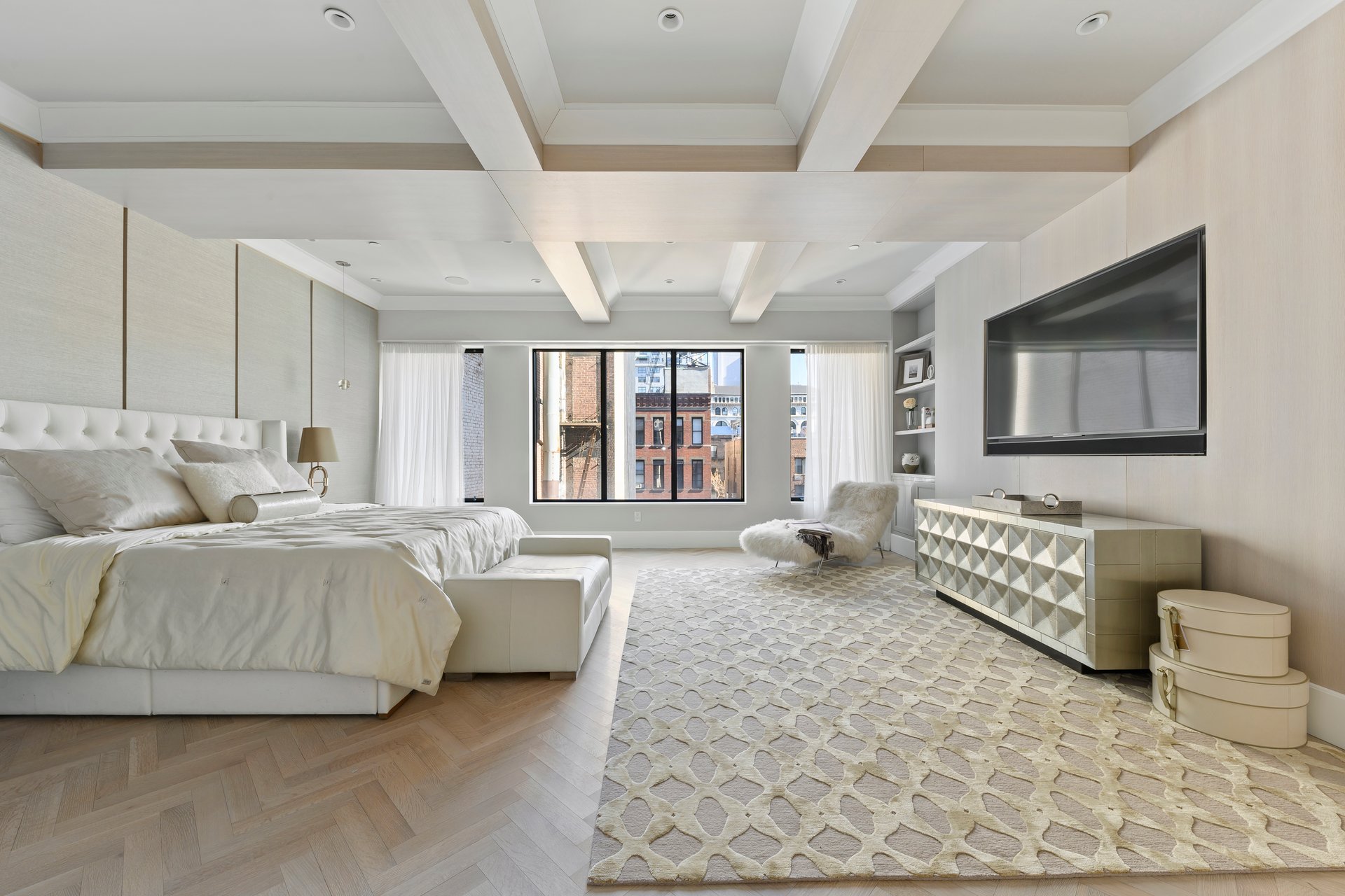 Prime Greenwich Village Living!