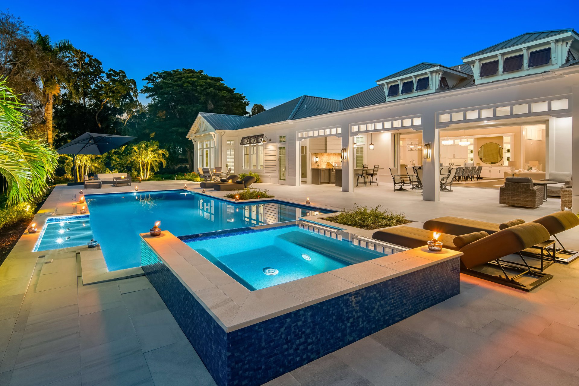 PELICAN BAY
