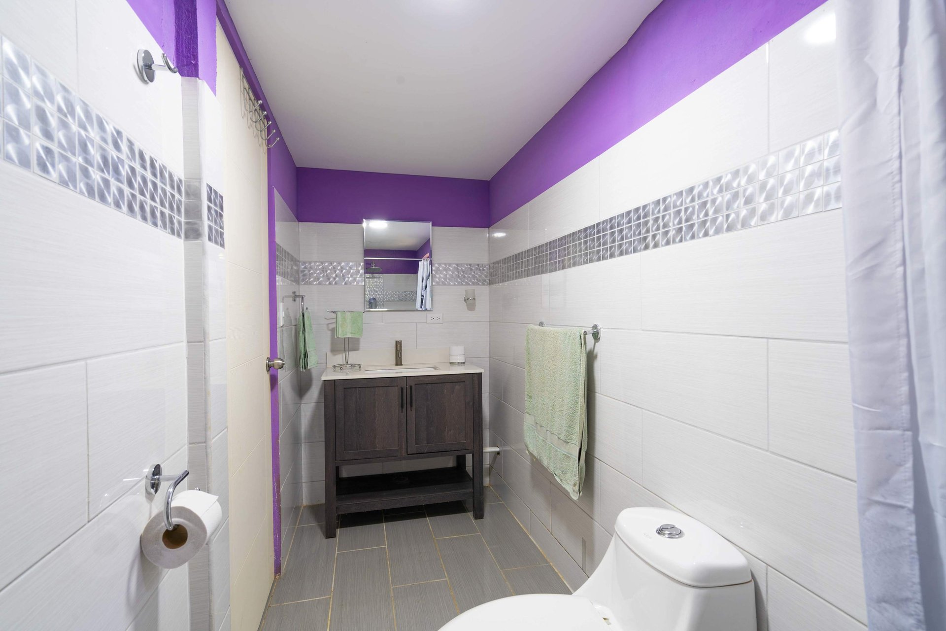 Three home stunning estate close to Quepos