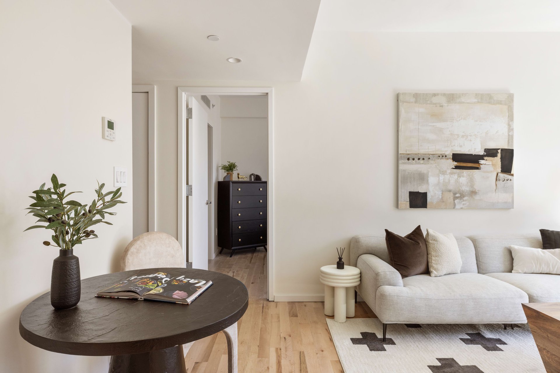 1064 Hancock Street, Unit 203
