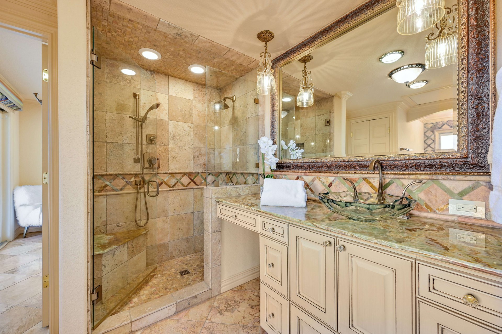 5711 Sam Houston Cir