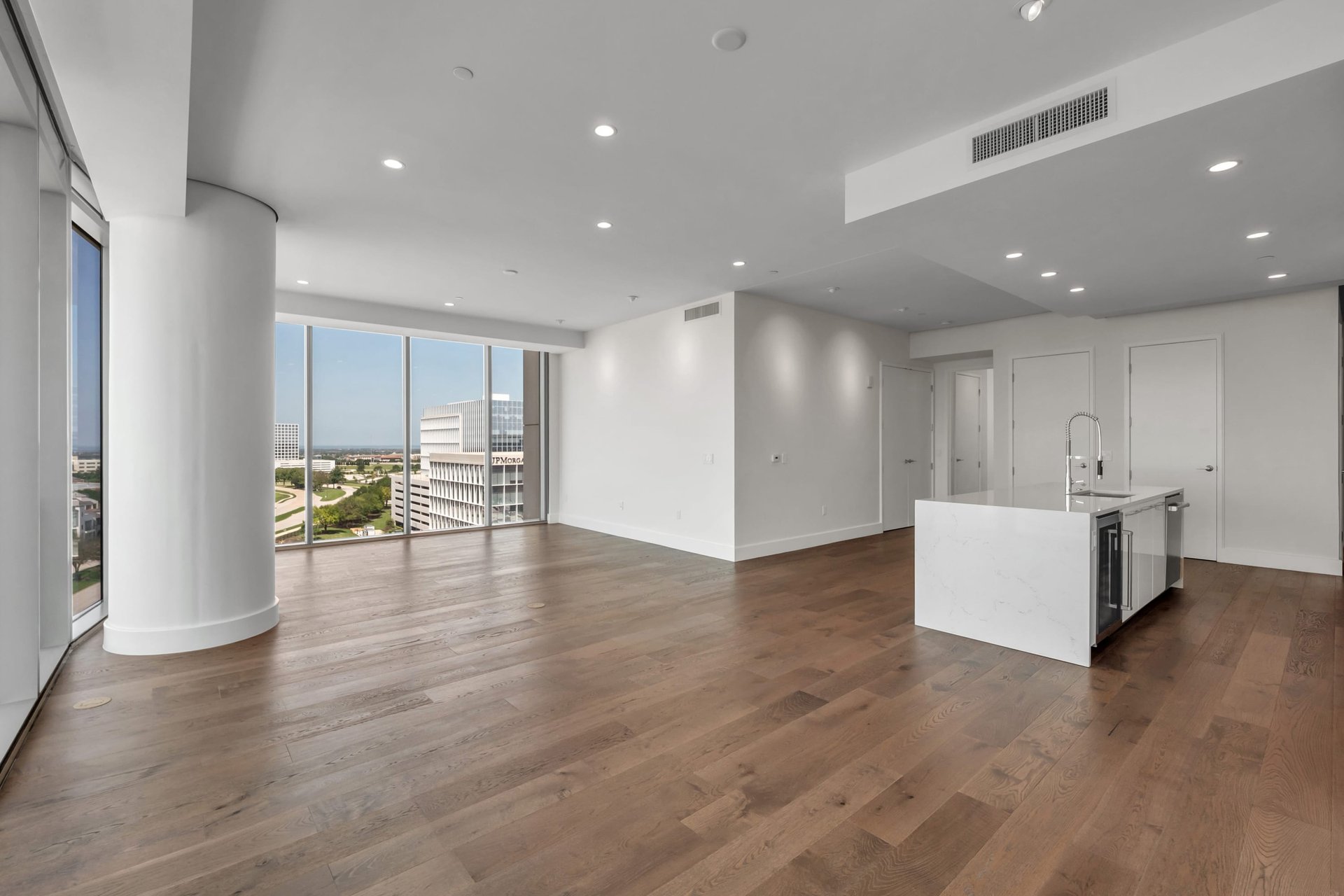 7901 Windrose Avenue #906