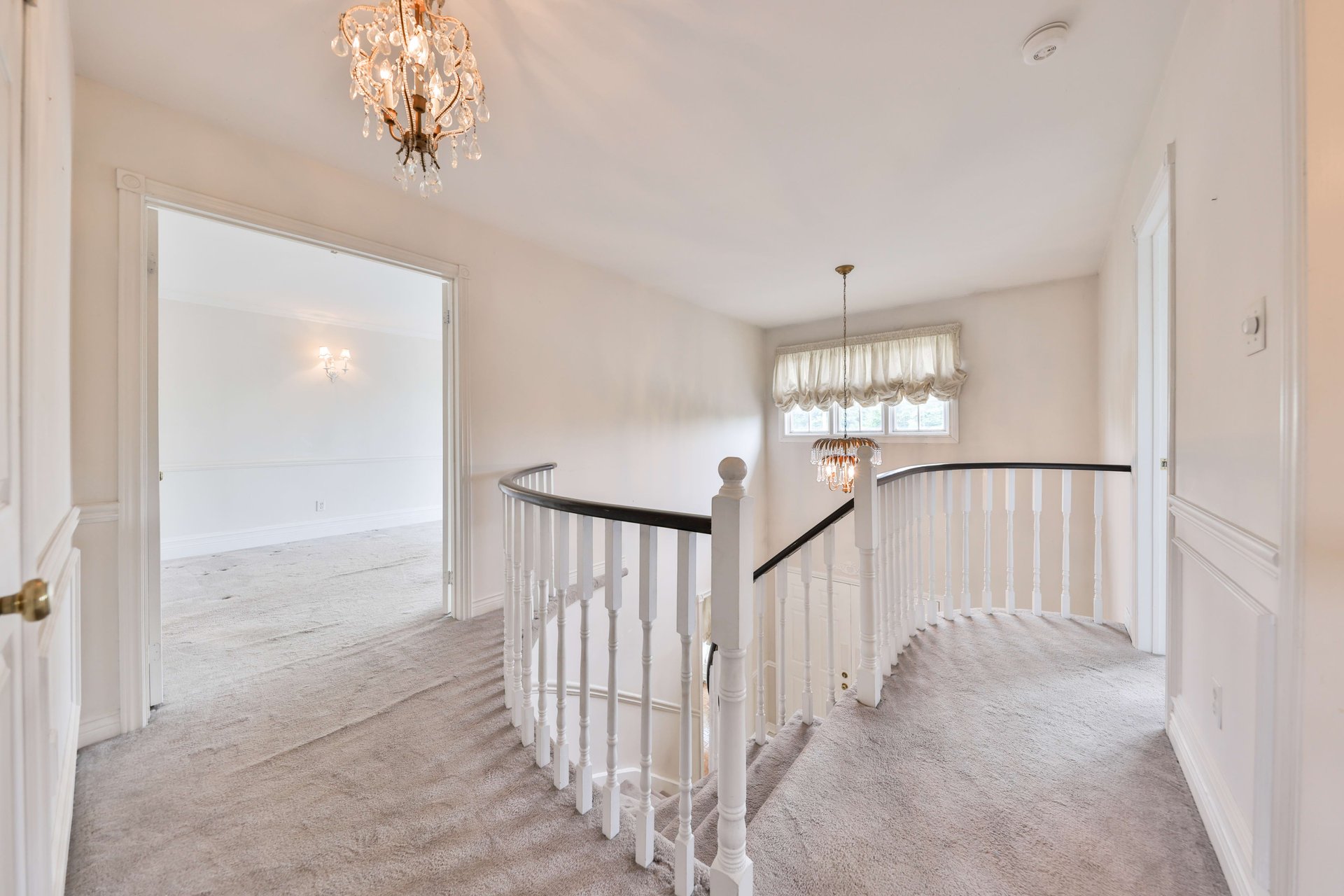 2044 Grand Blvd, Oakville