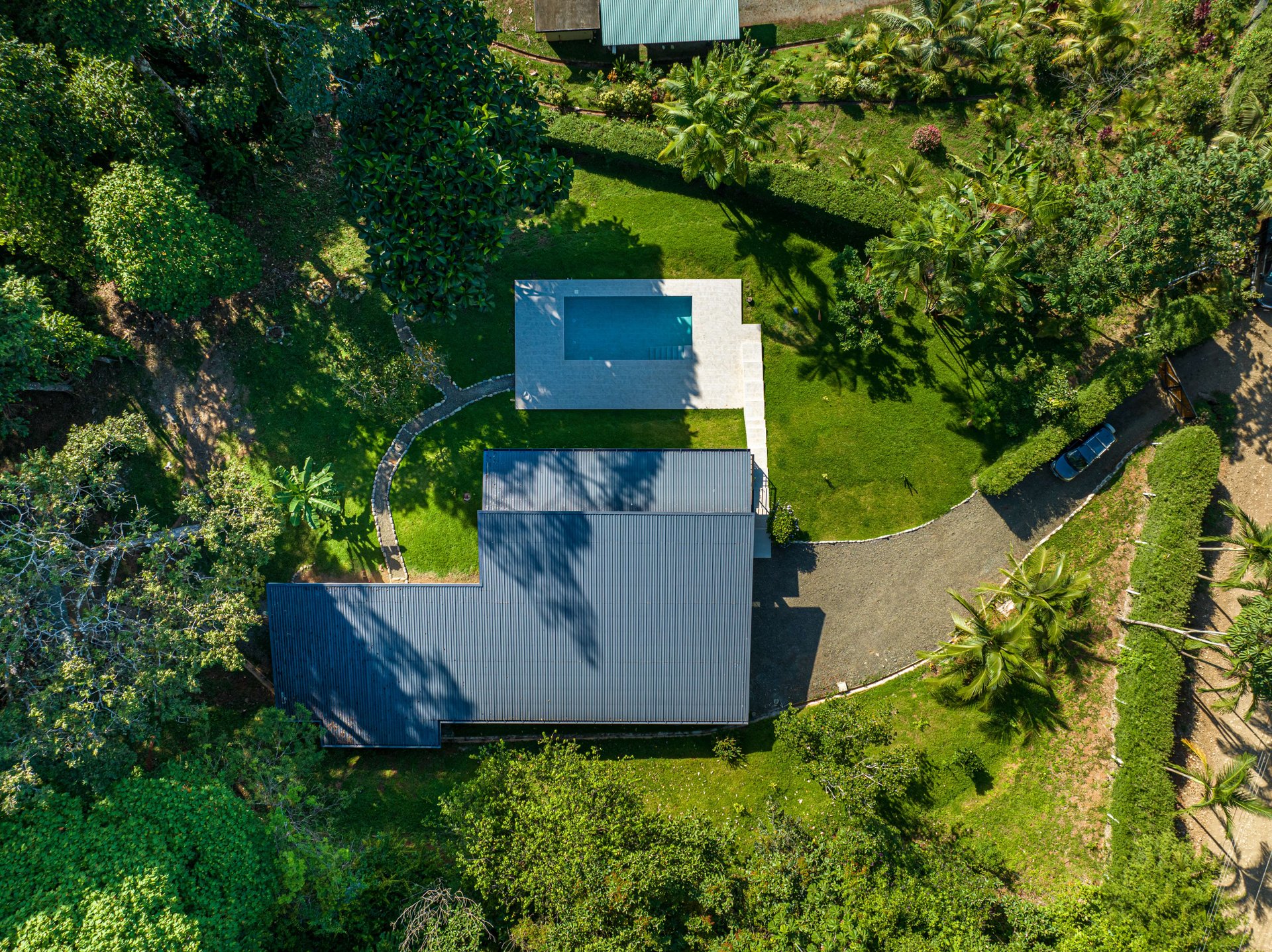 MOVE-IN READY OCEAN VIEW HOME IN CINCO VENTANAS WITH MAJESTIC RIVER ACCESS