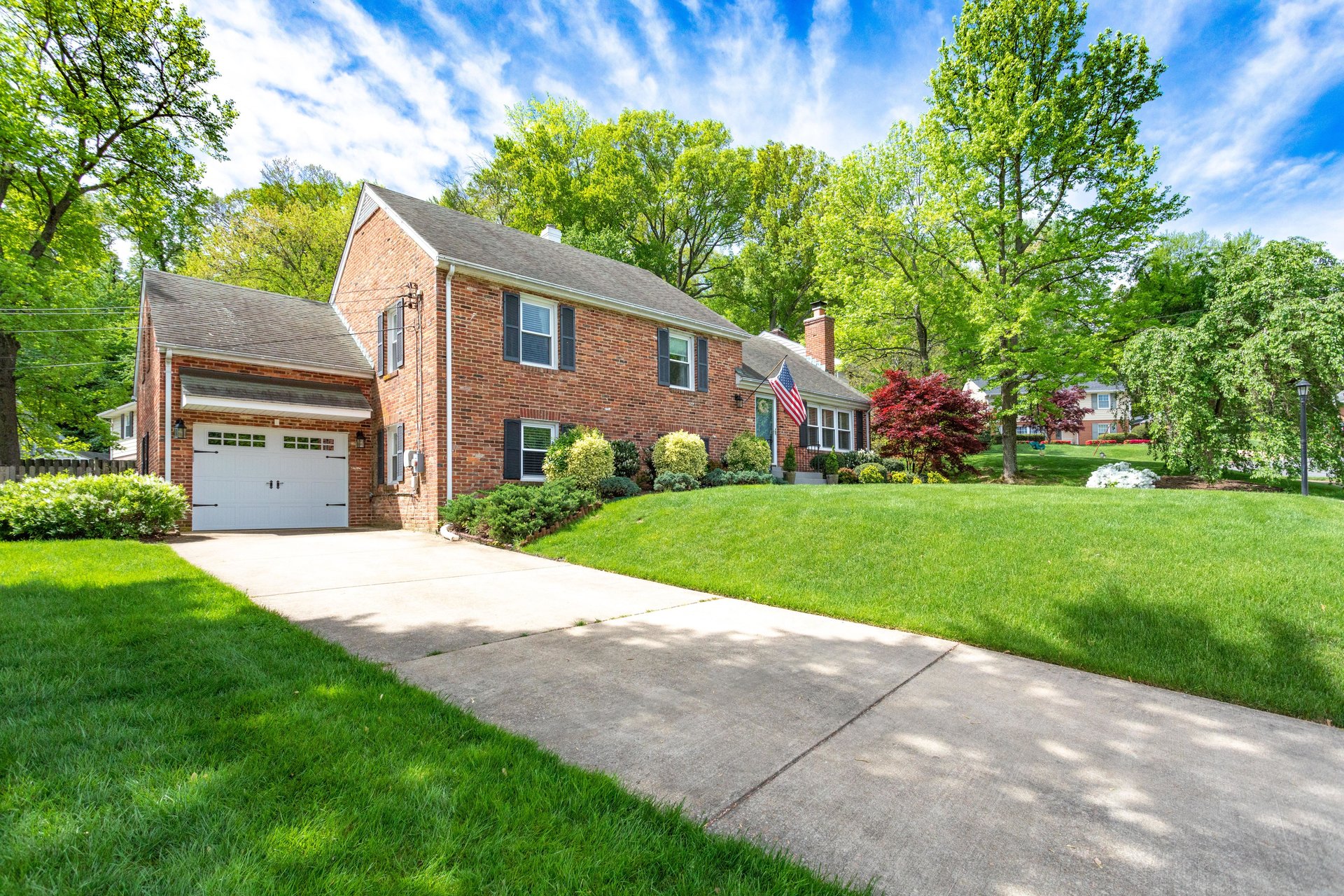 1501 Middlebury Dr