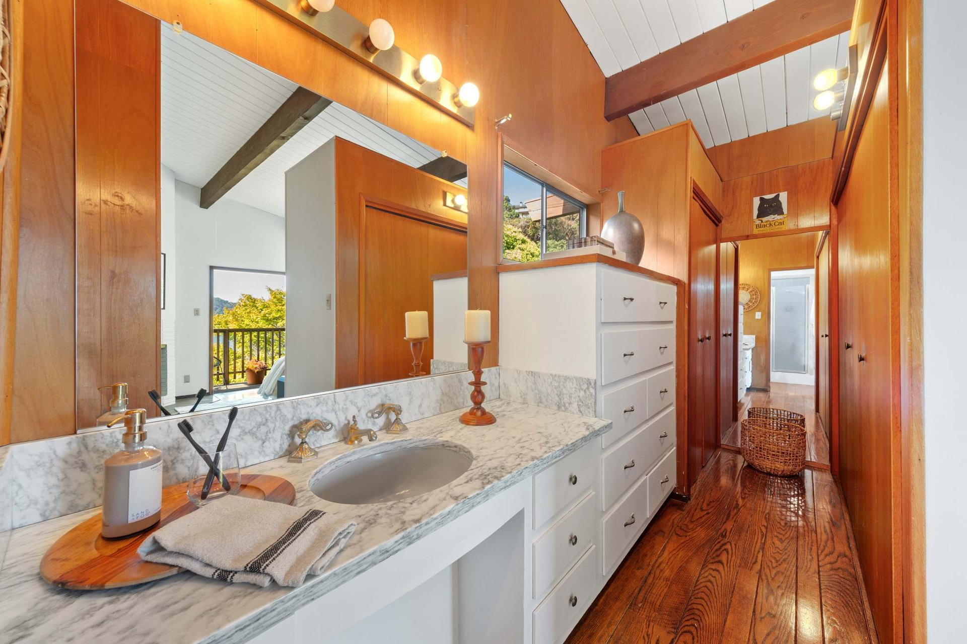 Old Town Tiburon Duplex with Sweeping Views